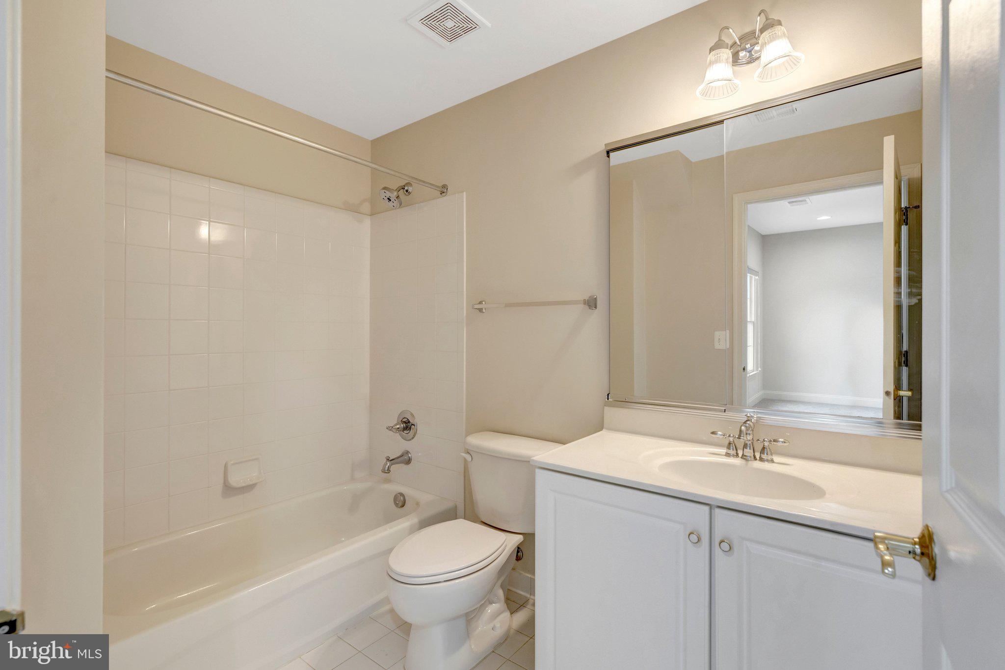 DOMINION VALLEY COUNTRY CLUB - Residential