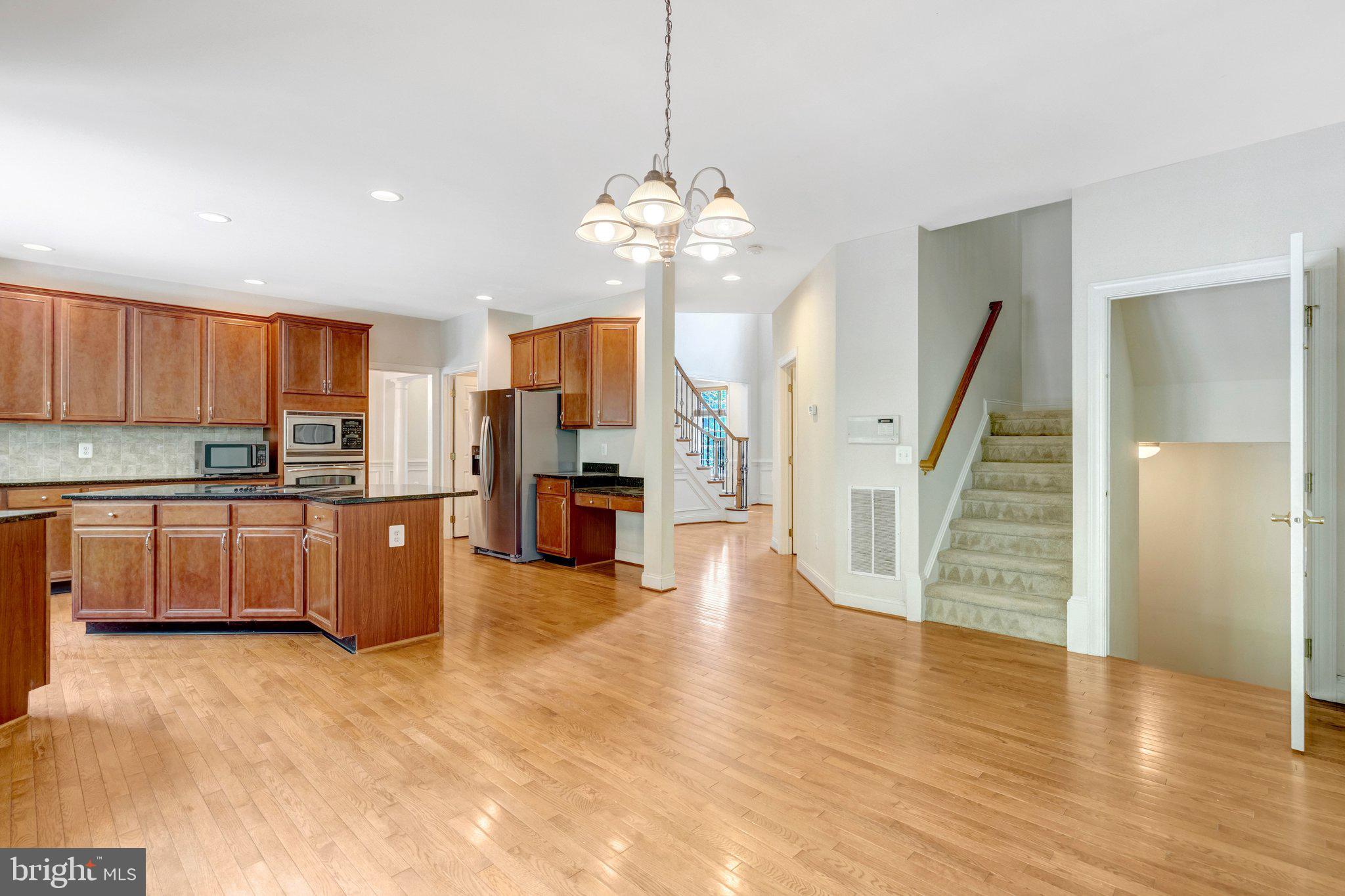 DOMINION VALLEY COUNTRY CLUB - Residential
