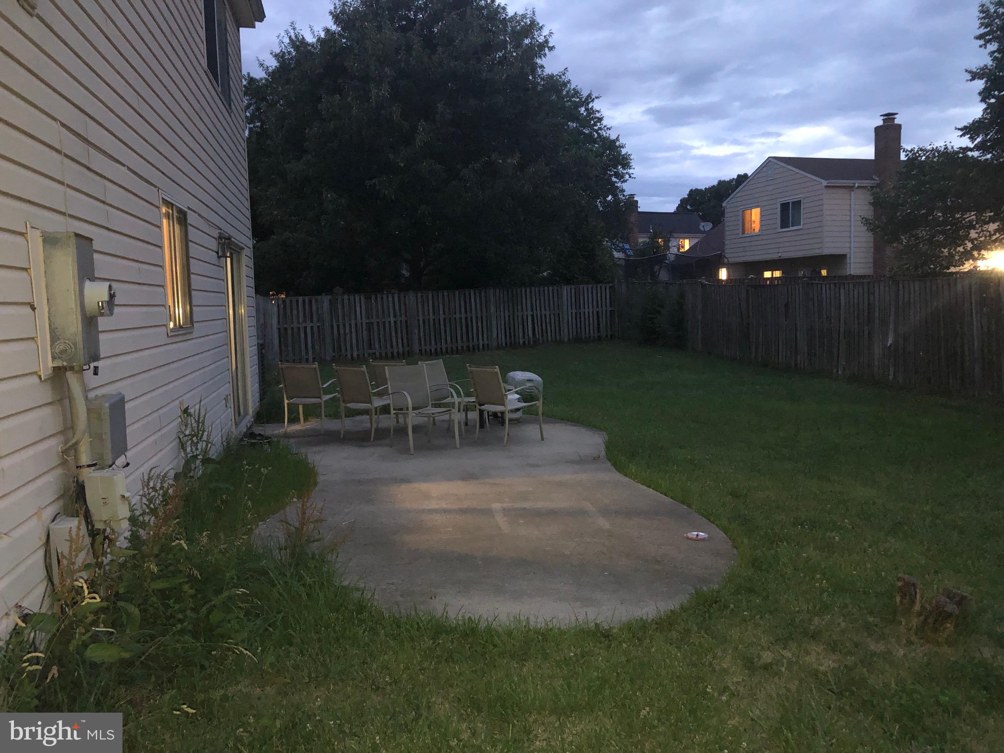 REFLECTION LAKE - Residential Lease