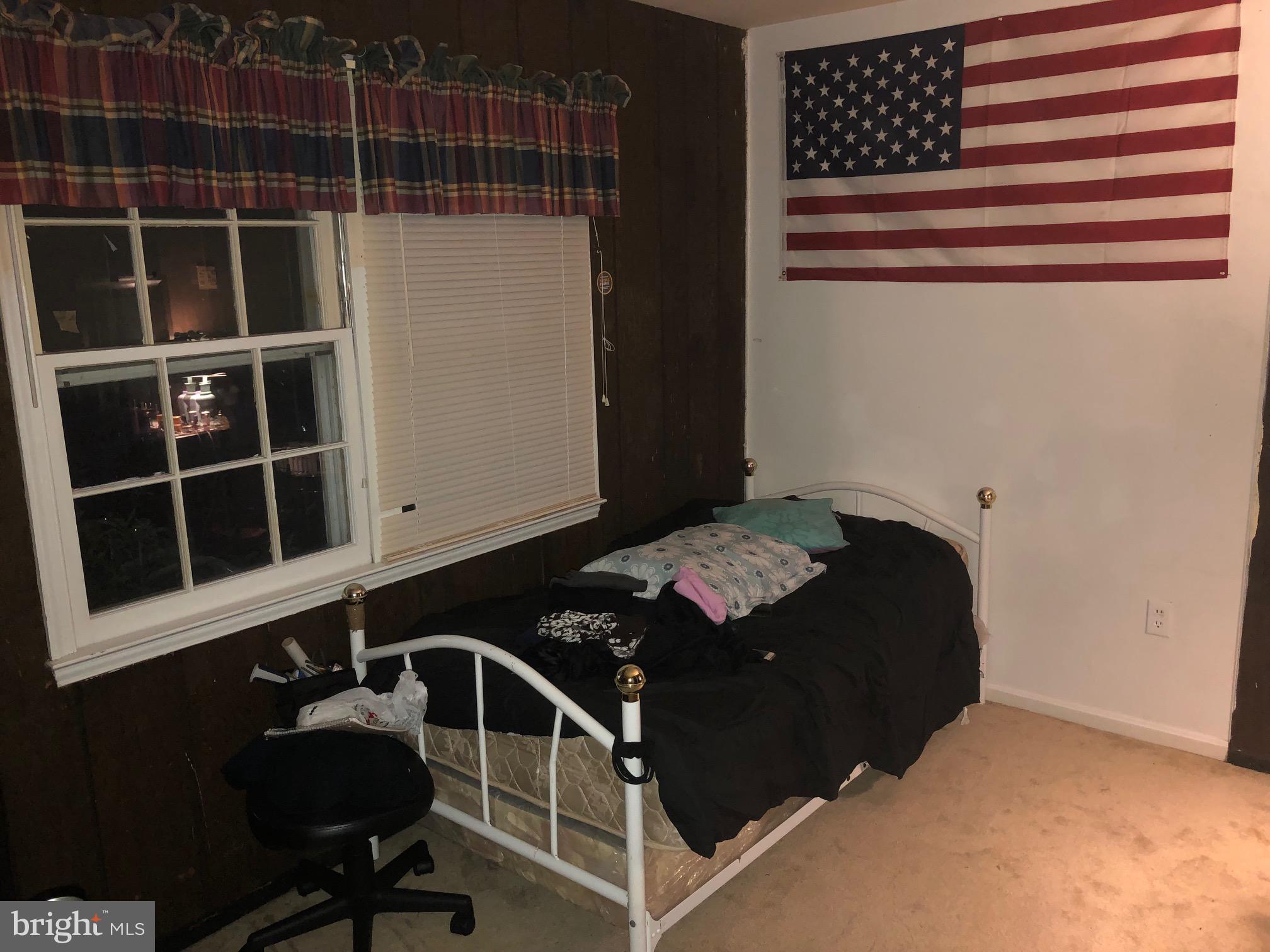 REFLECTION LAKE - Residential Lease