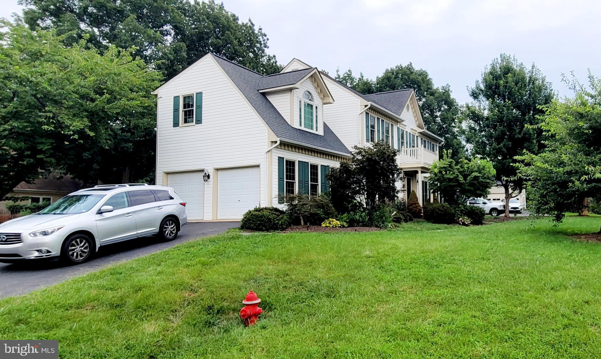 10107 FULLERTON COURT