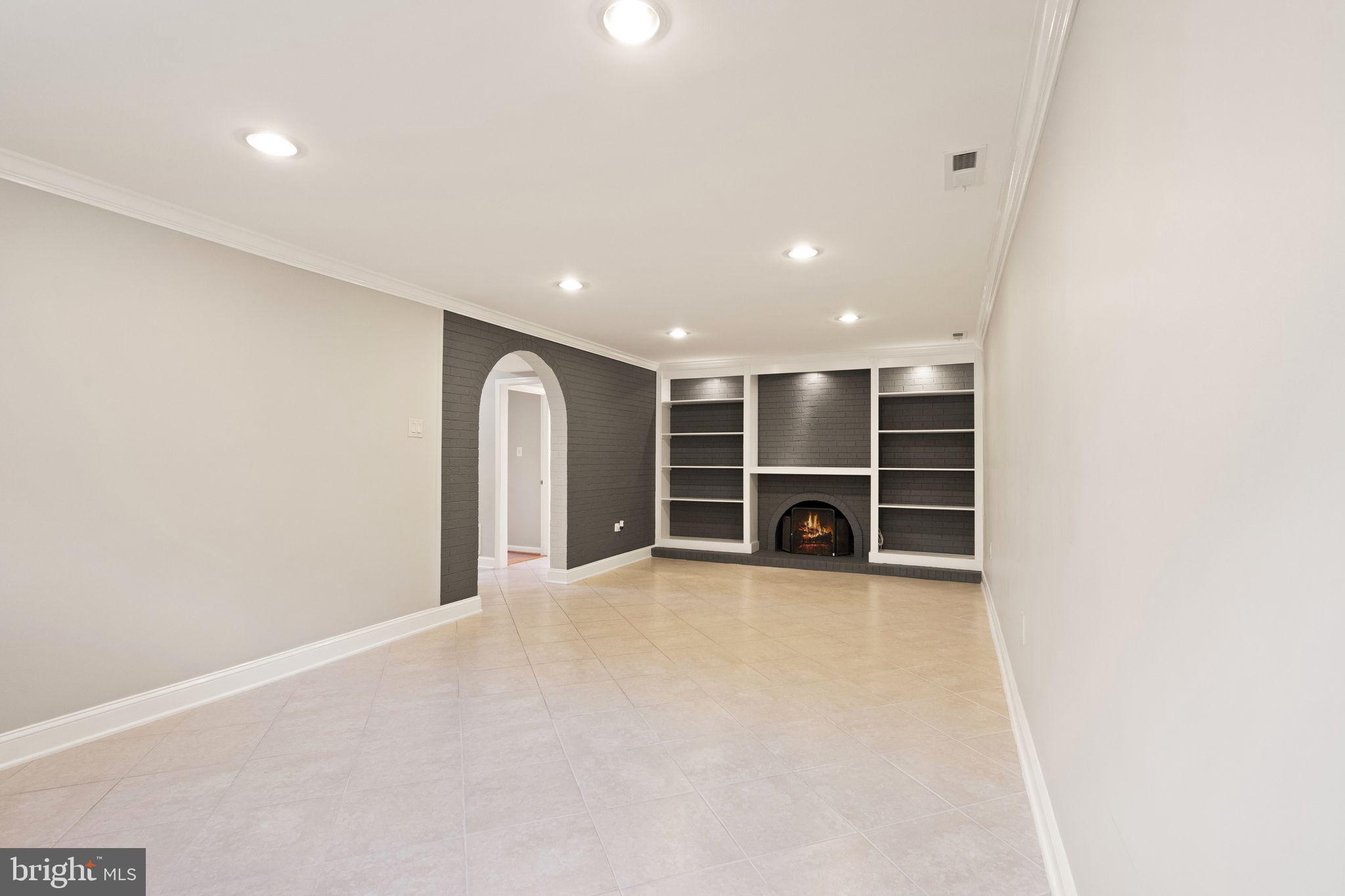 ALTA VISTA - Residential Lease