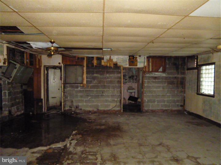 ANDOVER - Commercial Sale