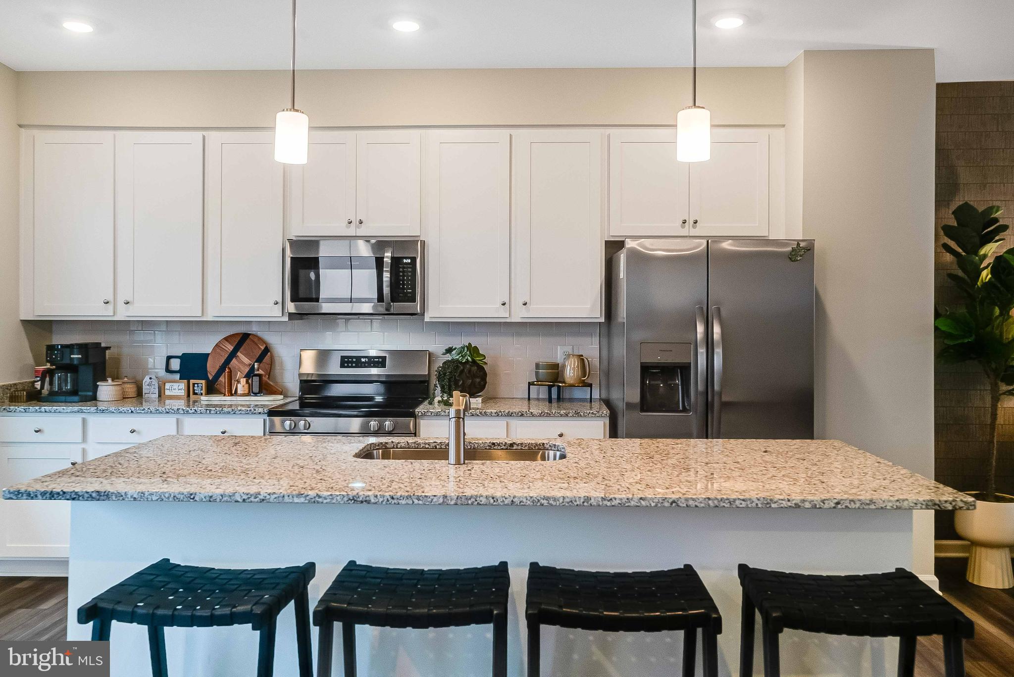 RED CLOVER MEADOWS - Residential