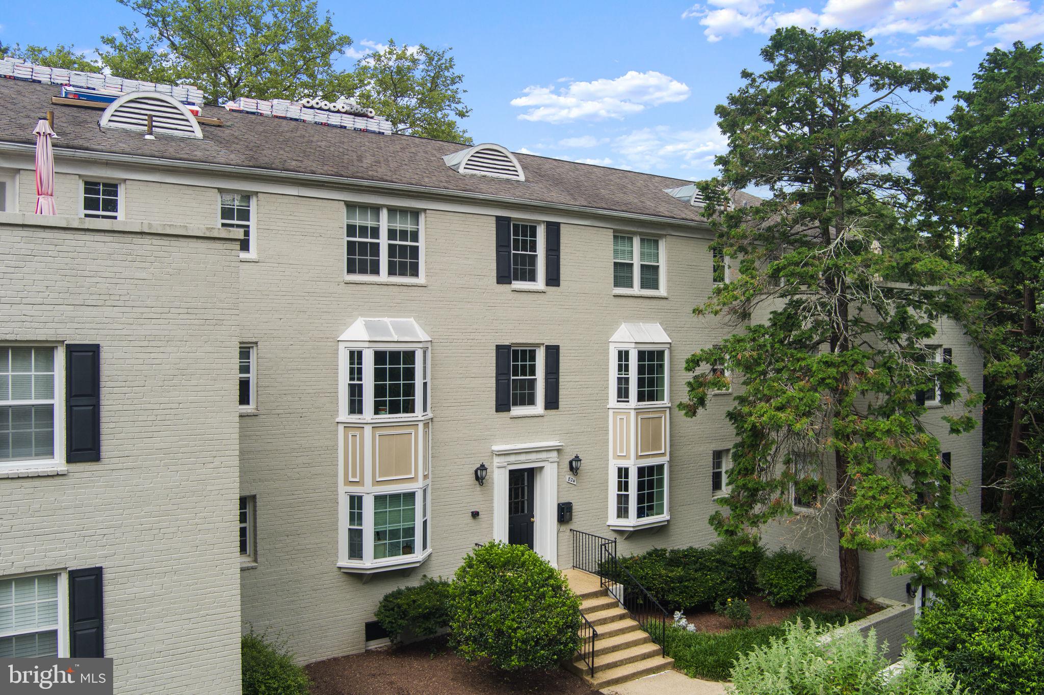 824 ARLINGTON MILL S 203