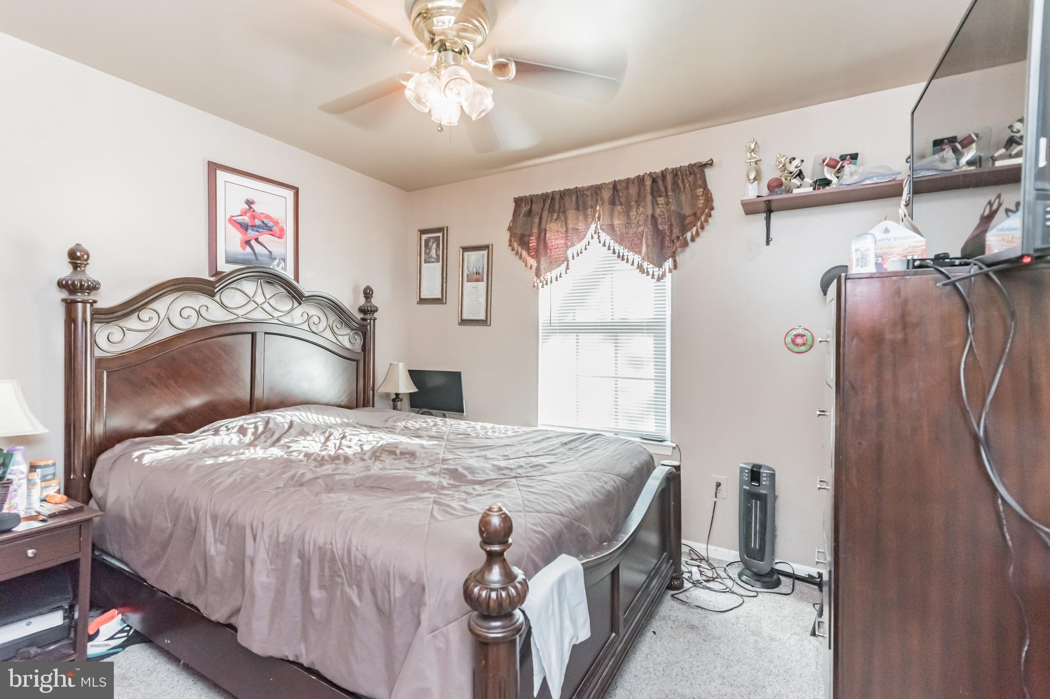 WINDSOR ESTATES - Residential