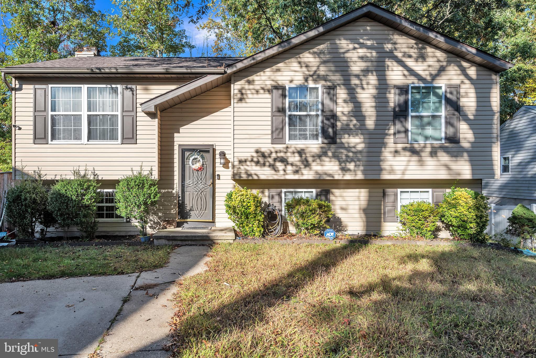 WINDSOR ESTATES - Residential