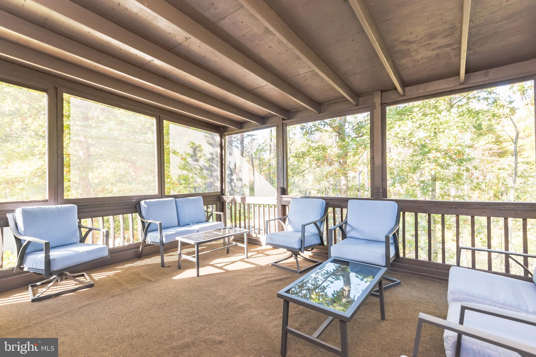 WINDSOR ESTATES - Residential