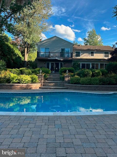 HILLCRESTSHIRE - Residential