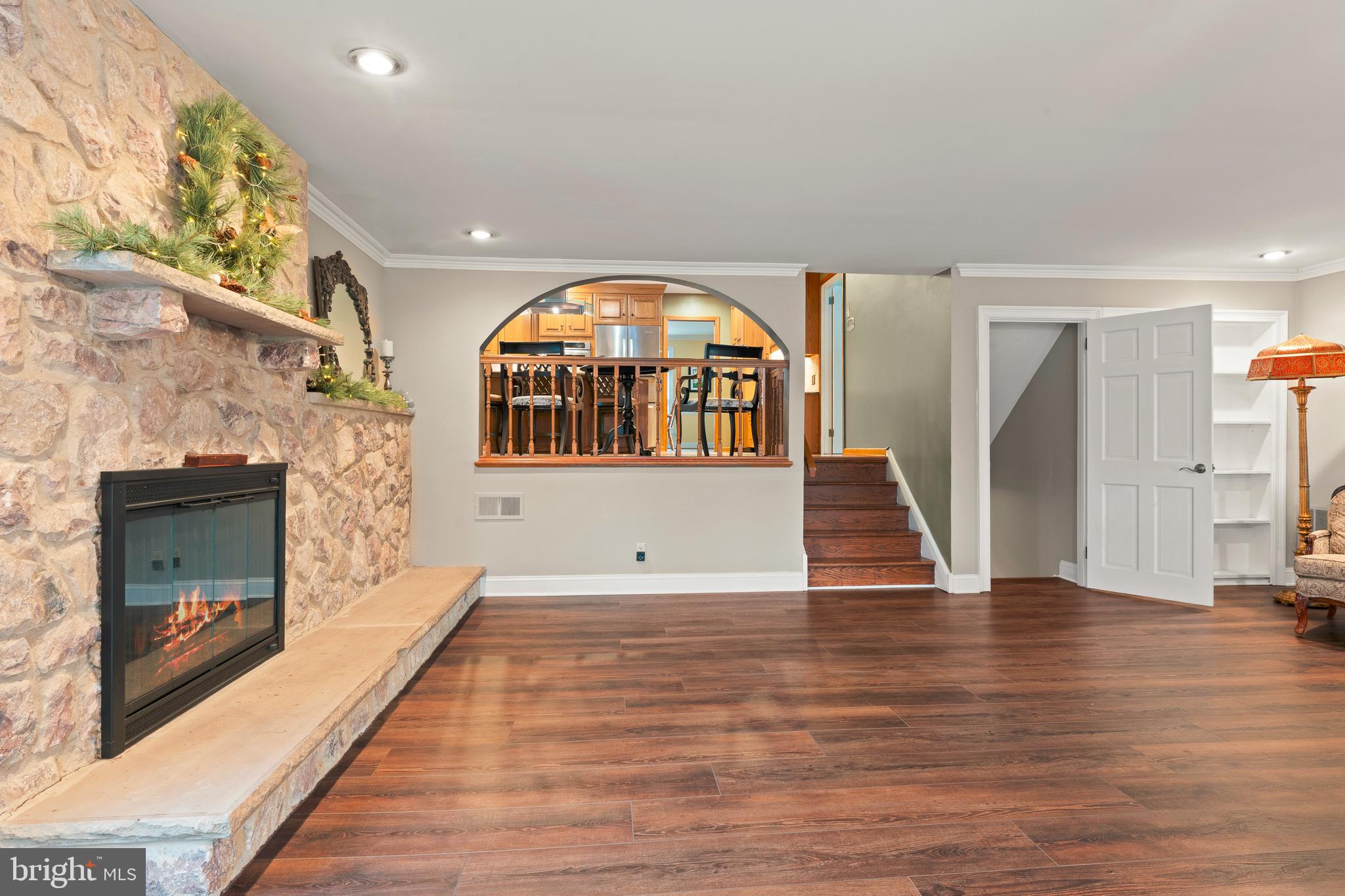 HILLCRESTSHIRE - Residential