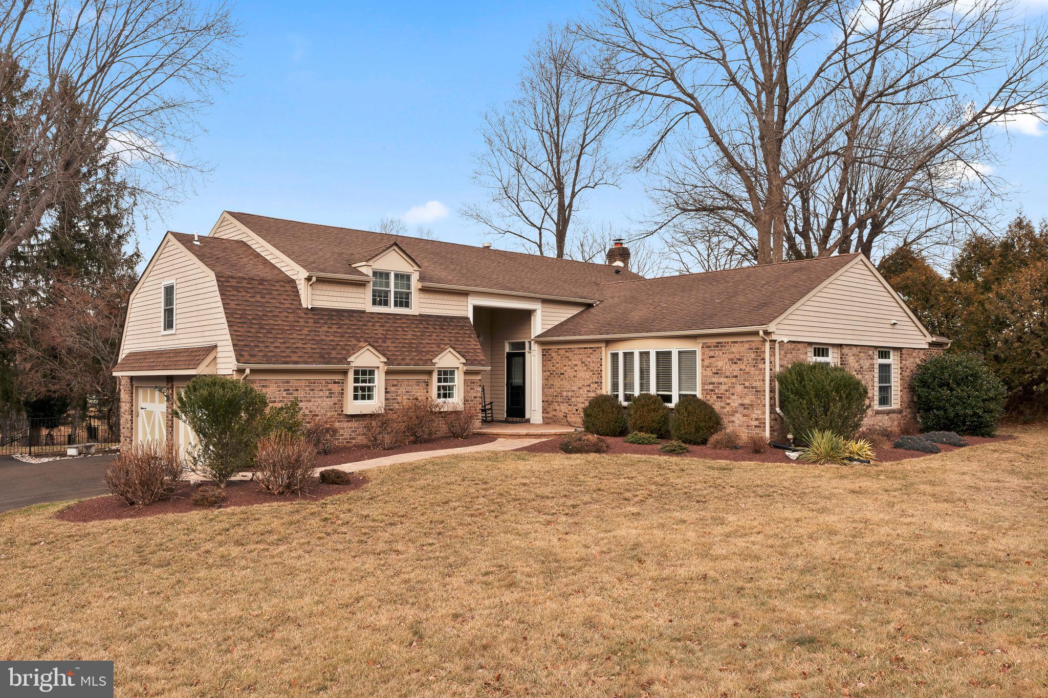 HILLCRESTSHIRE - Residential