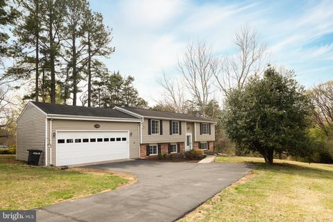 1126 RIVA RIDGE DRIVE GREAT FALLS VA 22066
