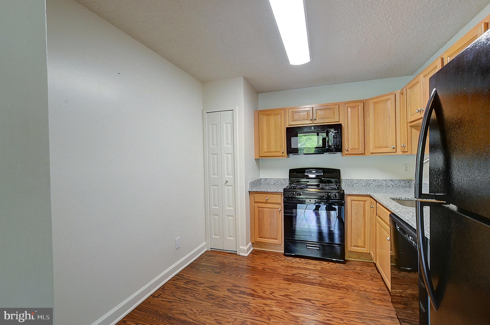 5225 POOKS HILL ROAD 416S