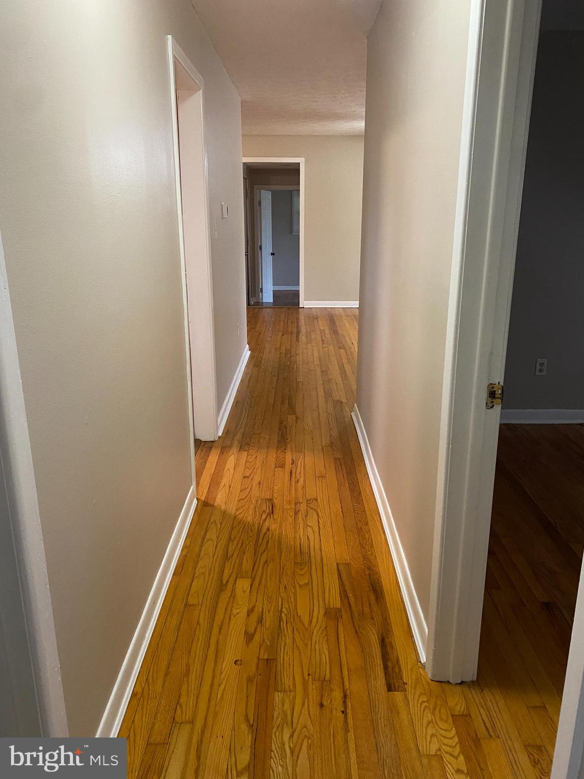 DEERWOOD PARK - Residential Lease