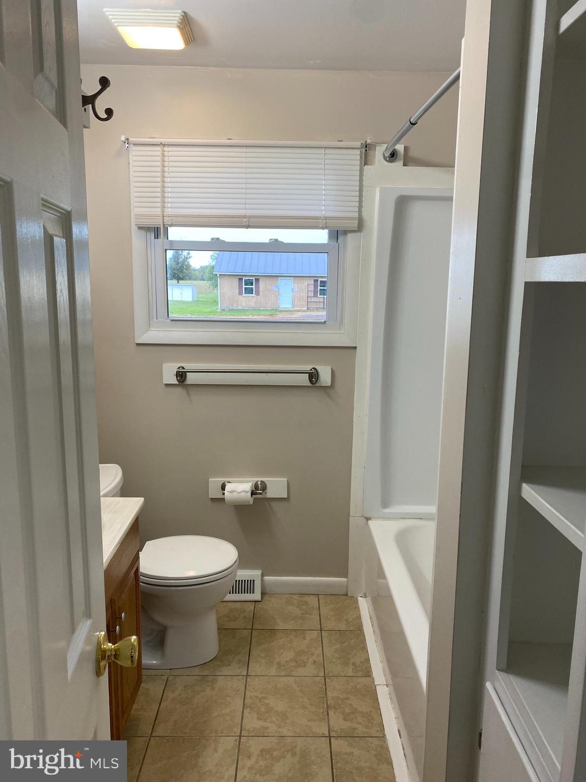 DEERWOOD PARK - Residential Lease