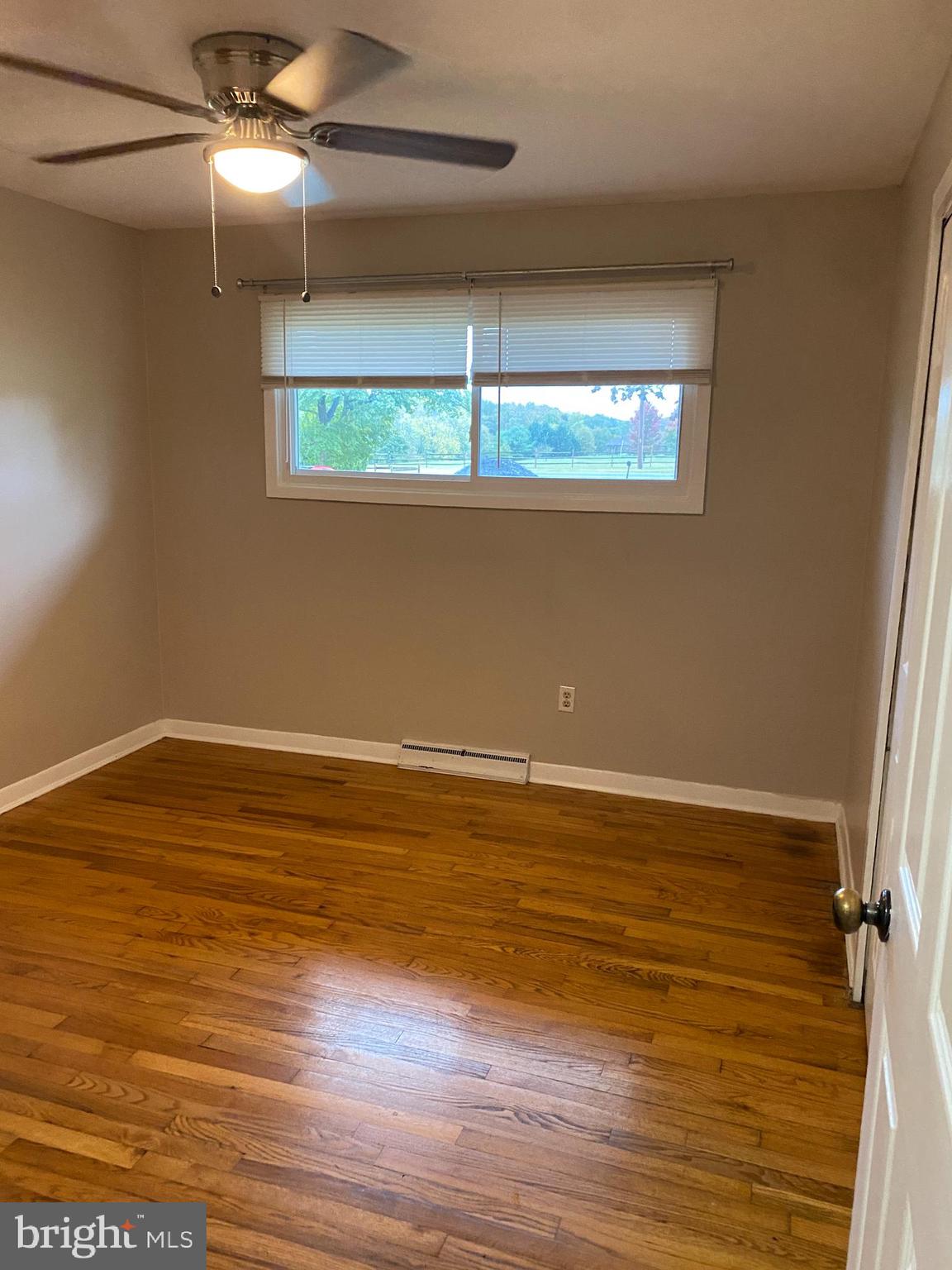 DEERWOOD PARK - Residential Lease