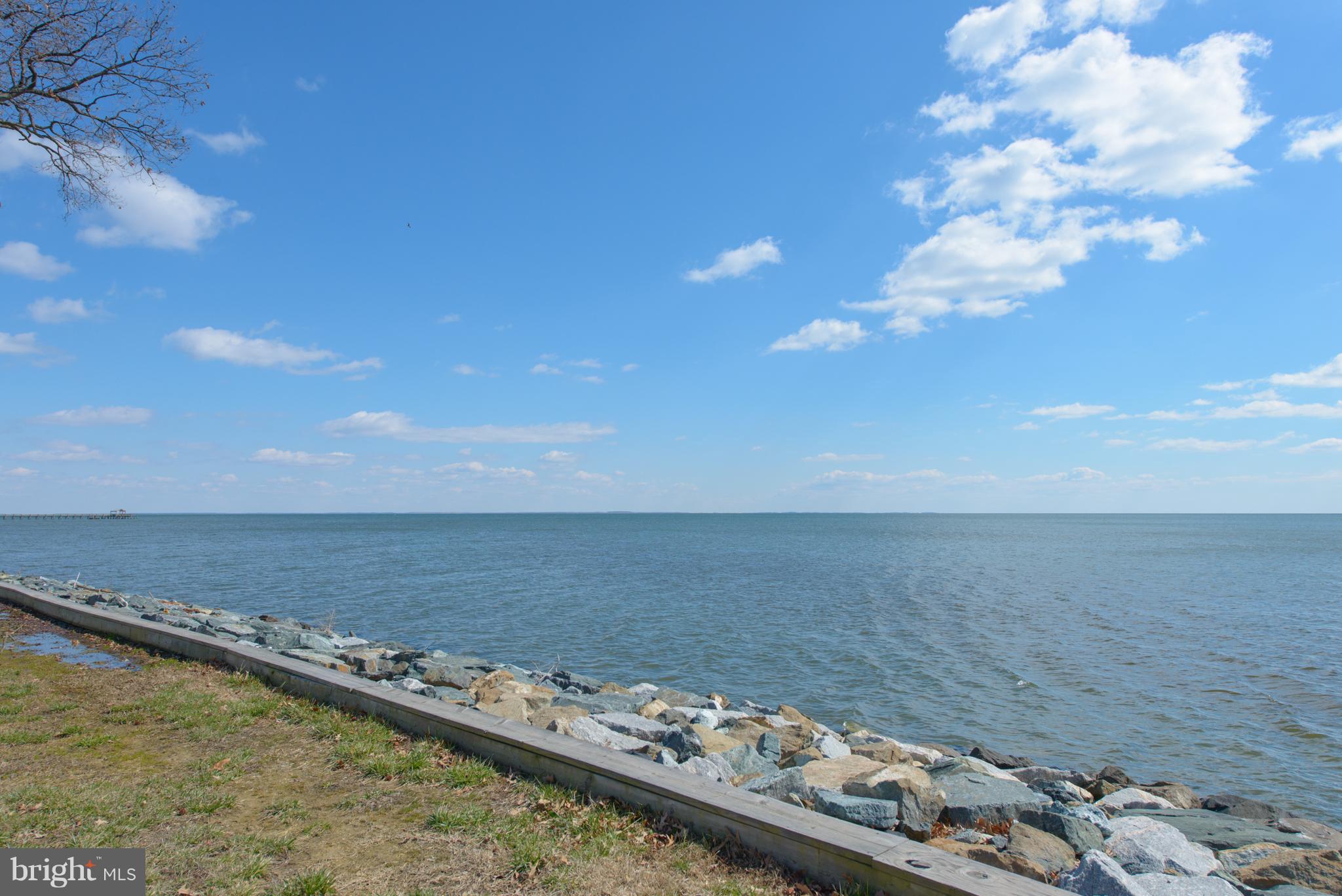 FRANKLIN MANOR BEACH - Residential