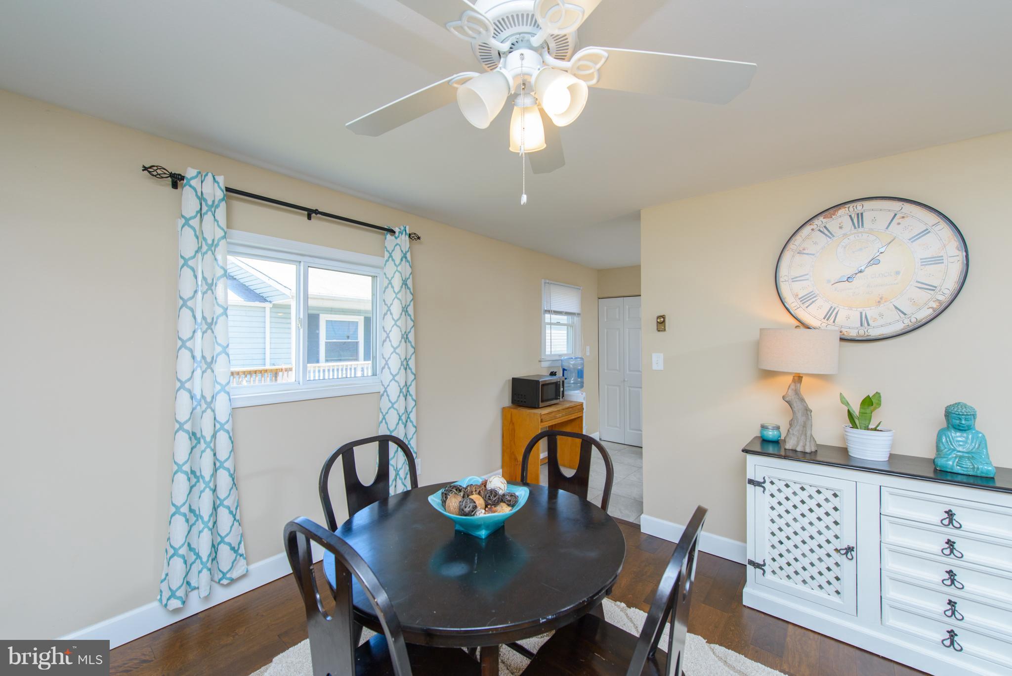 FRANKLIN MANOR BEACH - Residential