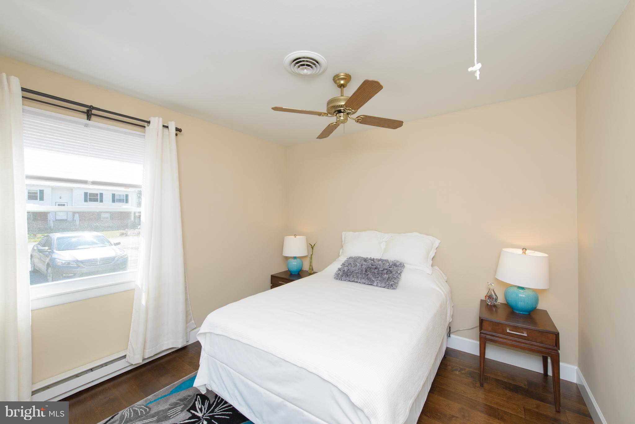 FRANKLIN MANOR BEACH - Residential