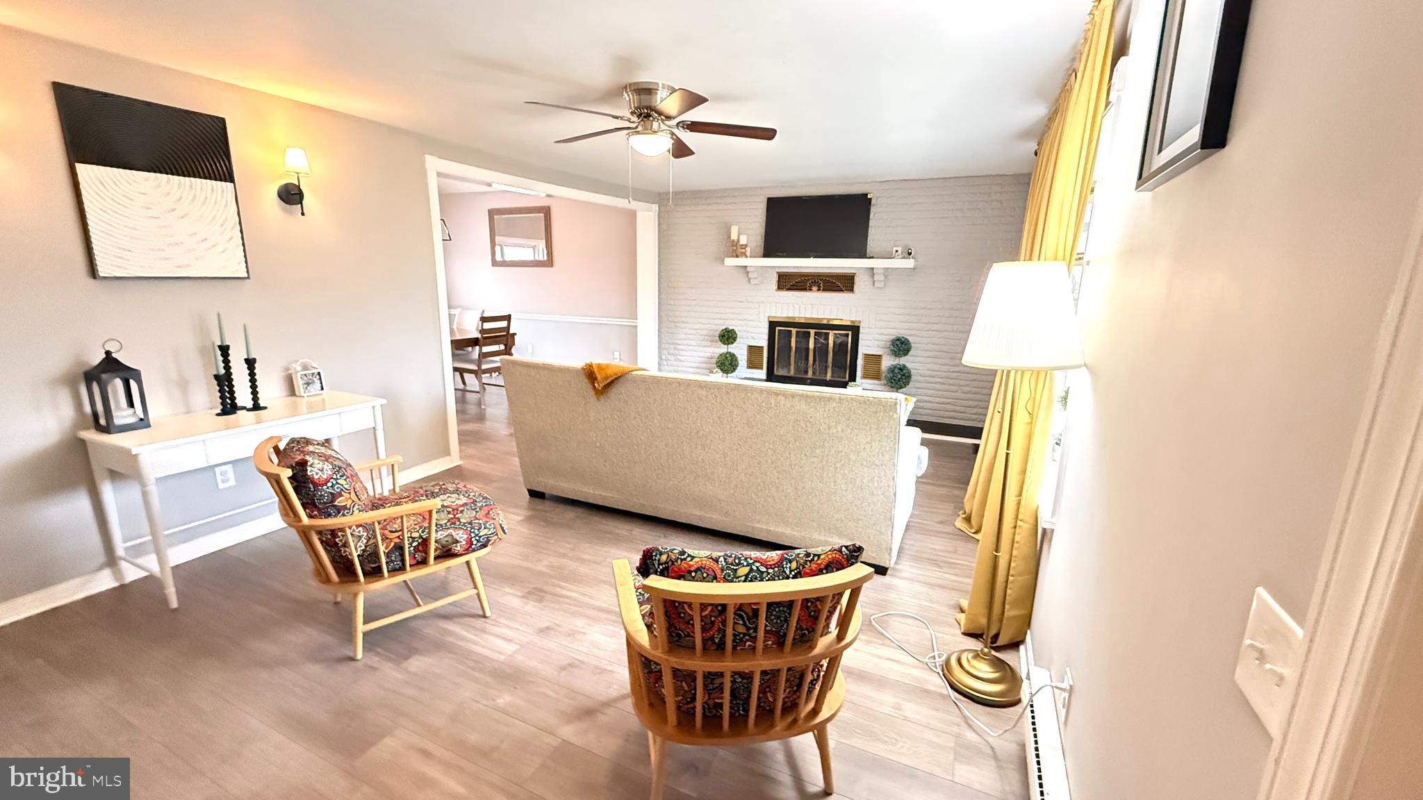 MIDDLE RIVER - Residential