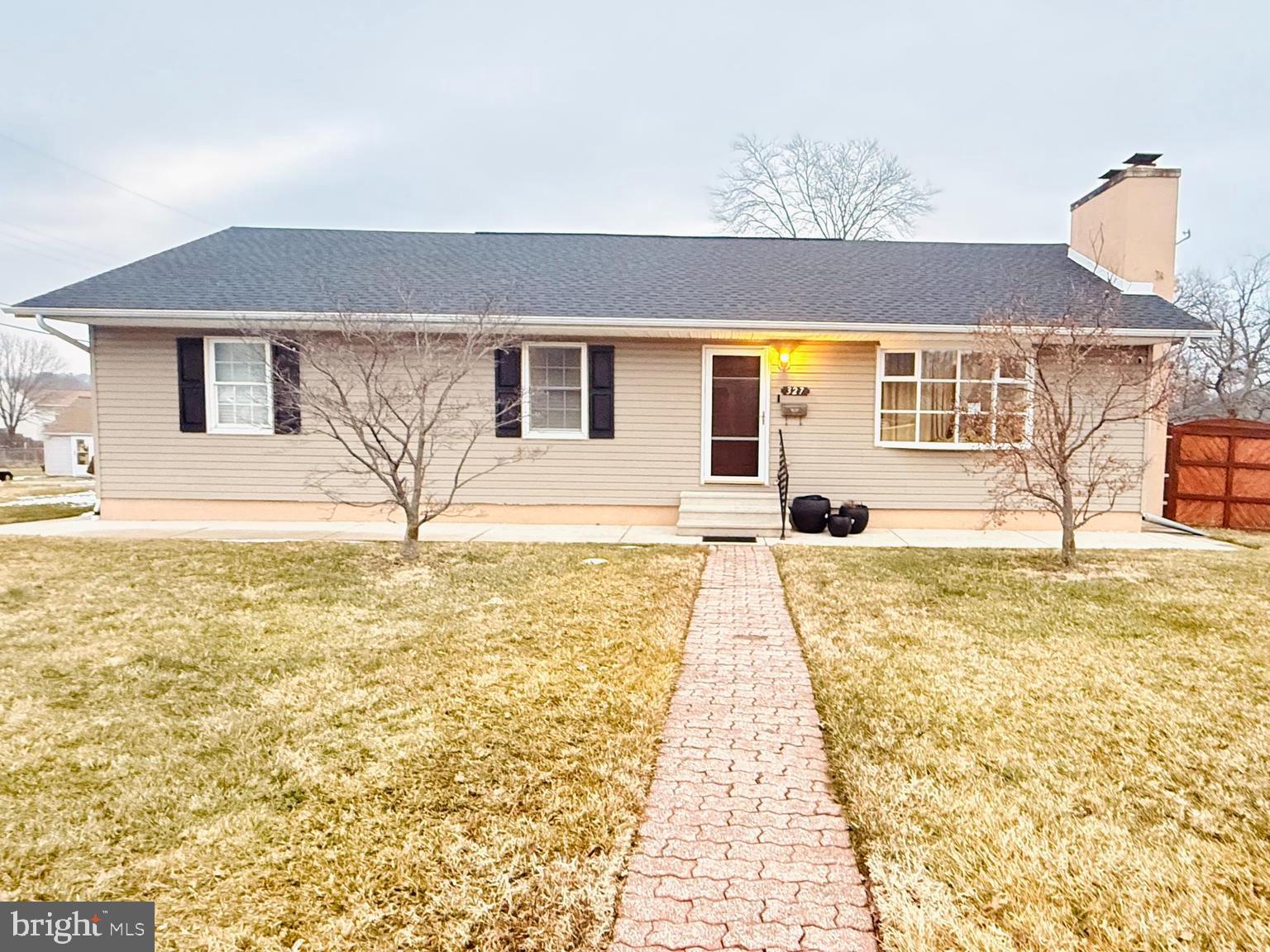 MIDDLE RIVER - Residential