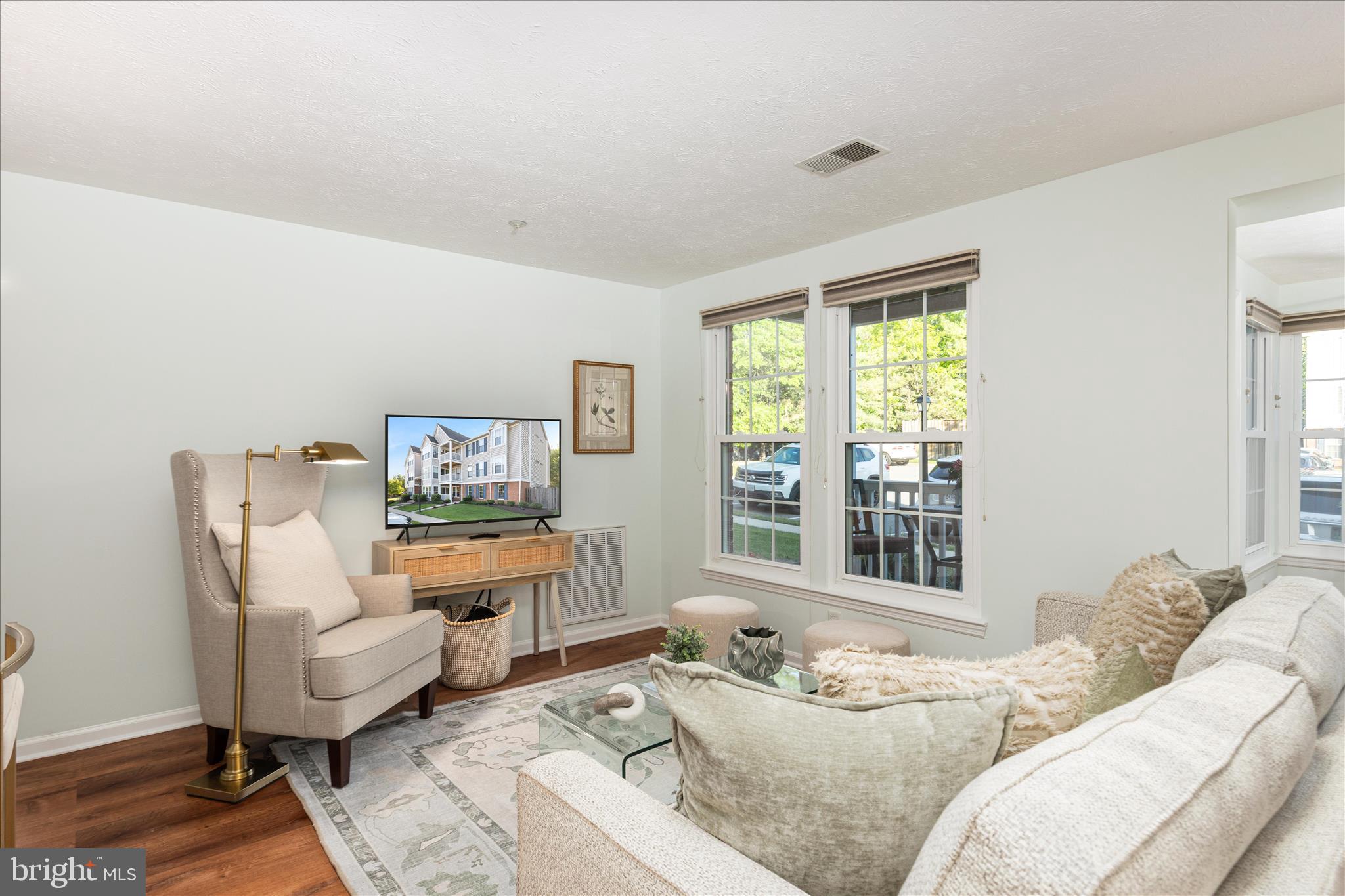 SHERBROOKE CONDO - Residential