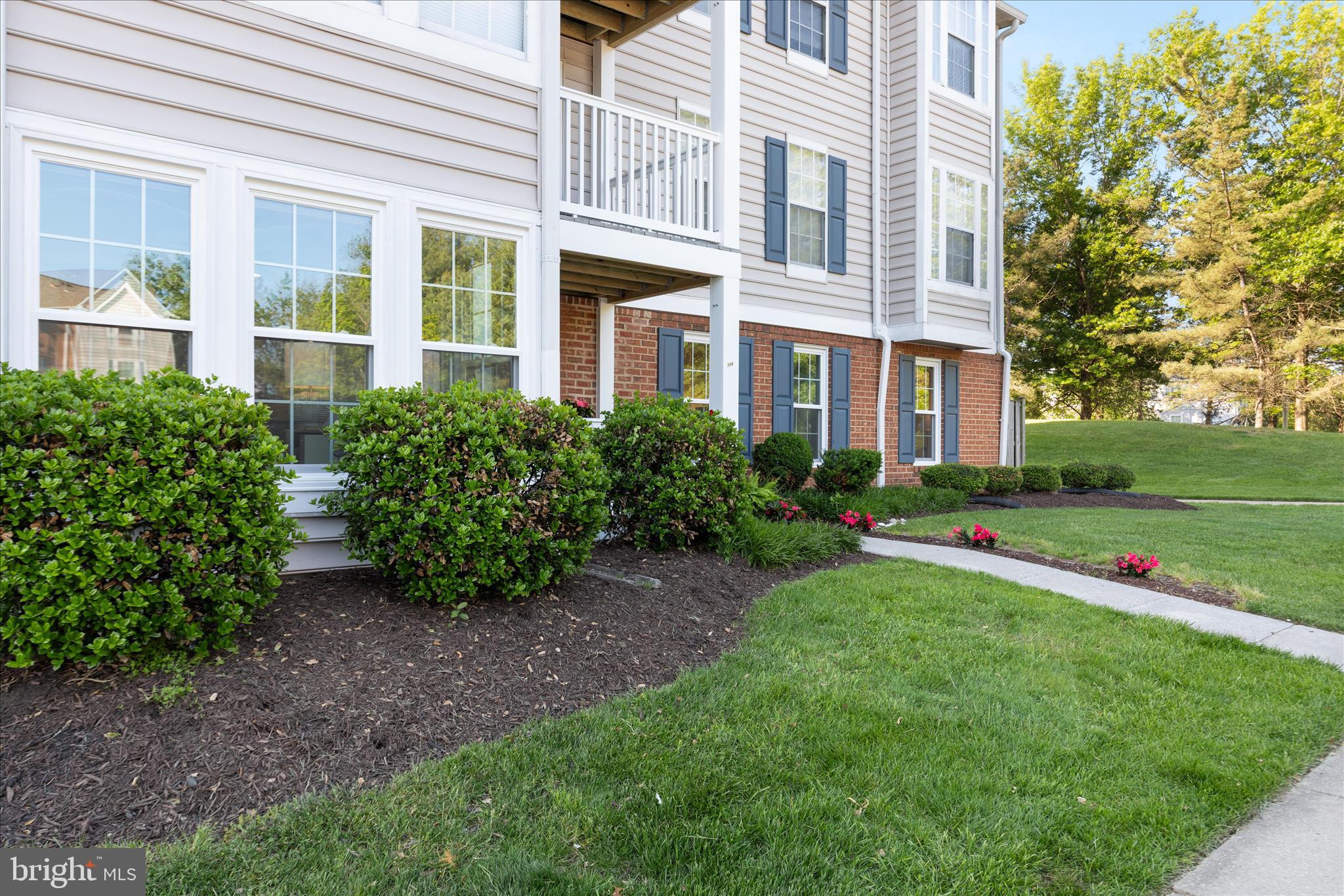 SHERBROOKE CONDO - Residential
