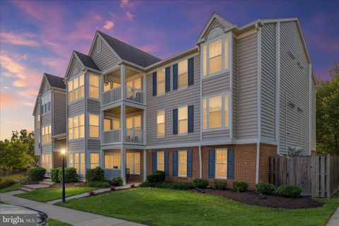 Photo of 12309 Ashmont Court #104, WOODBRIDGE, VA 22192 (MLS # VAPW2120080)