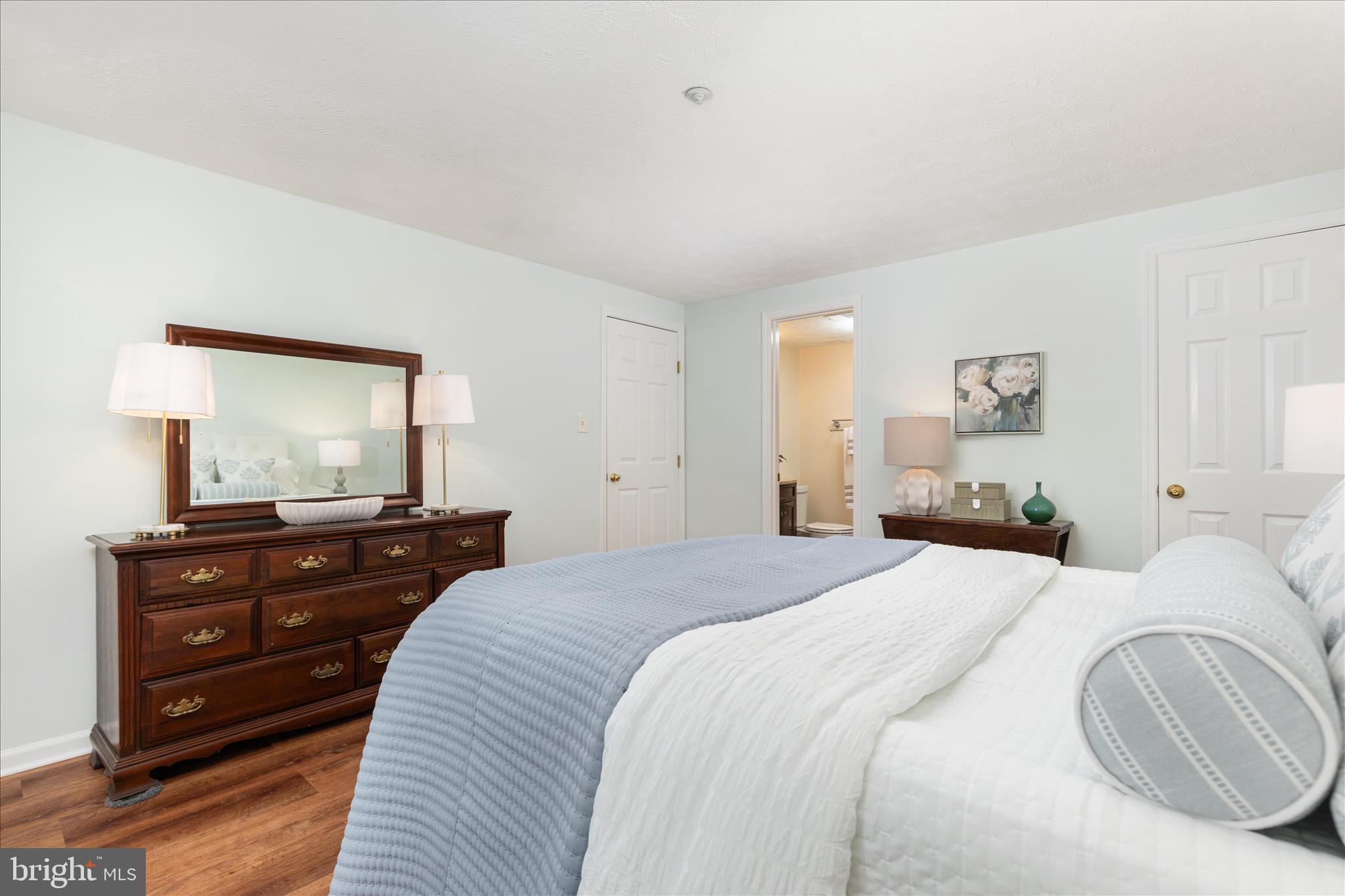 SHERBROOKE CONDO - Residential