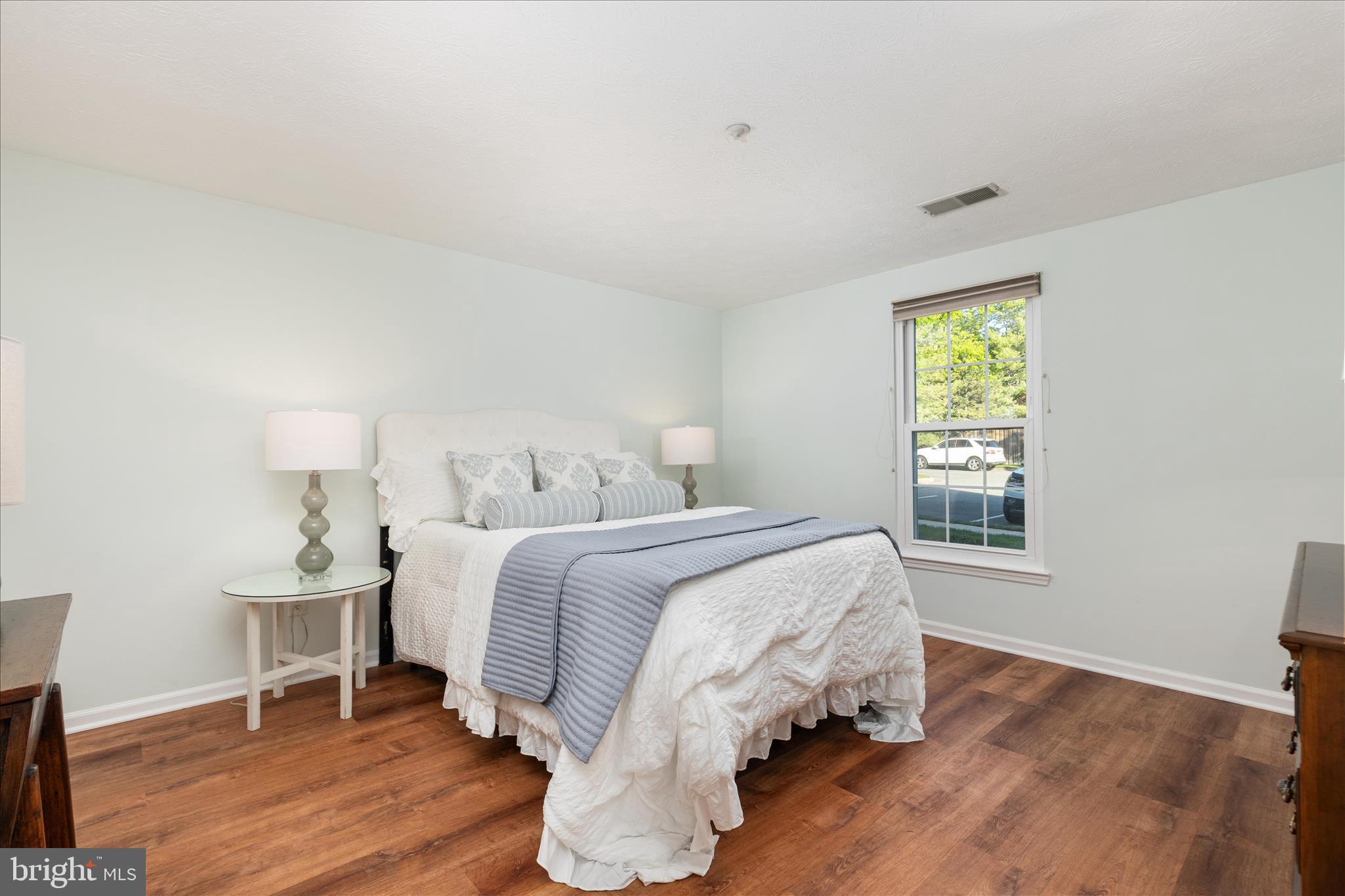 SHERBROOKE CONDO - Residential