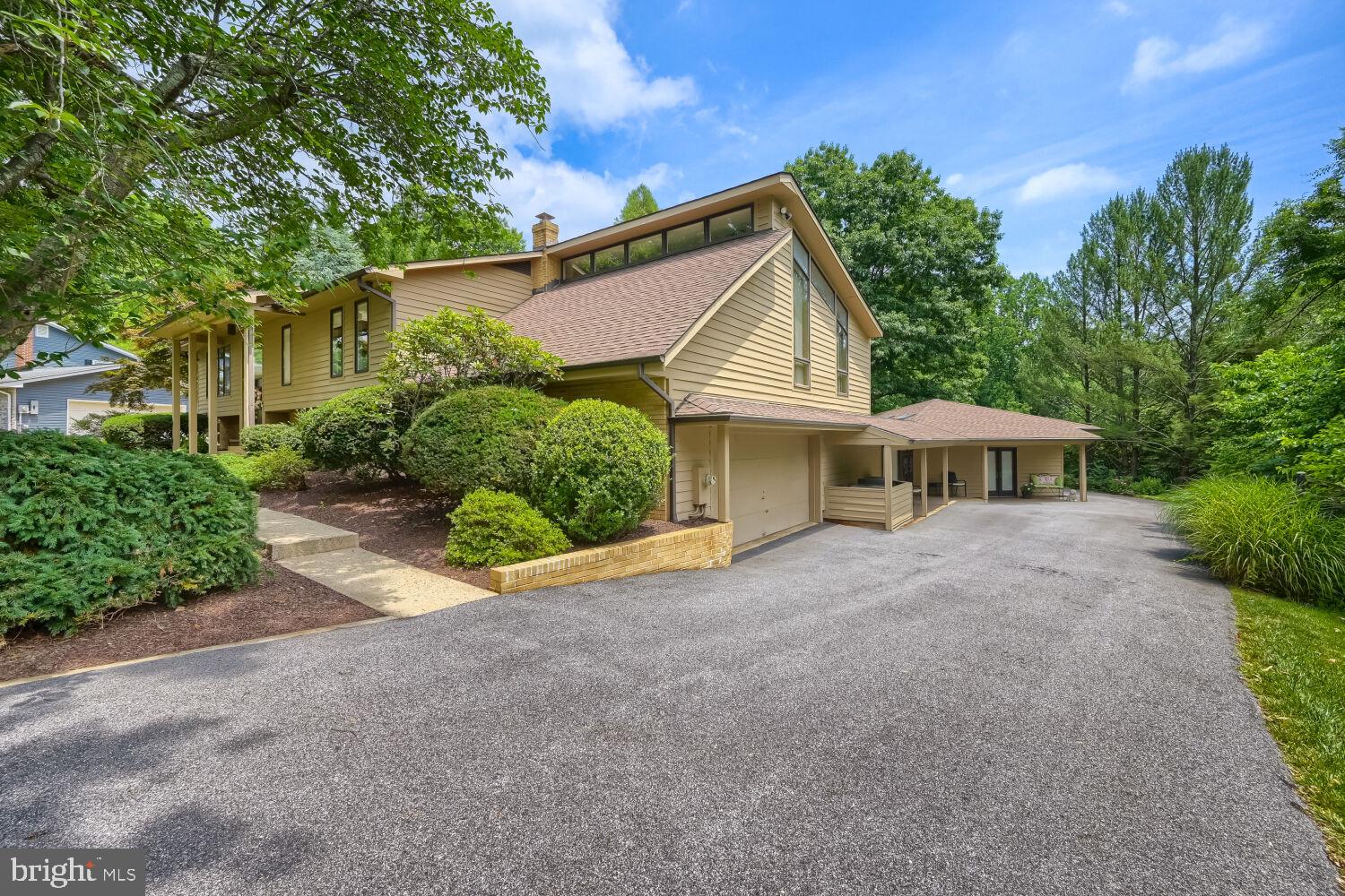 8023 YELLOWSTONE ROAD