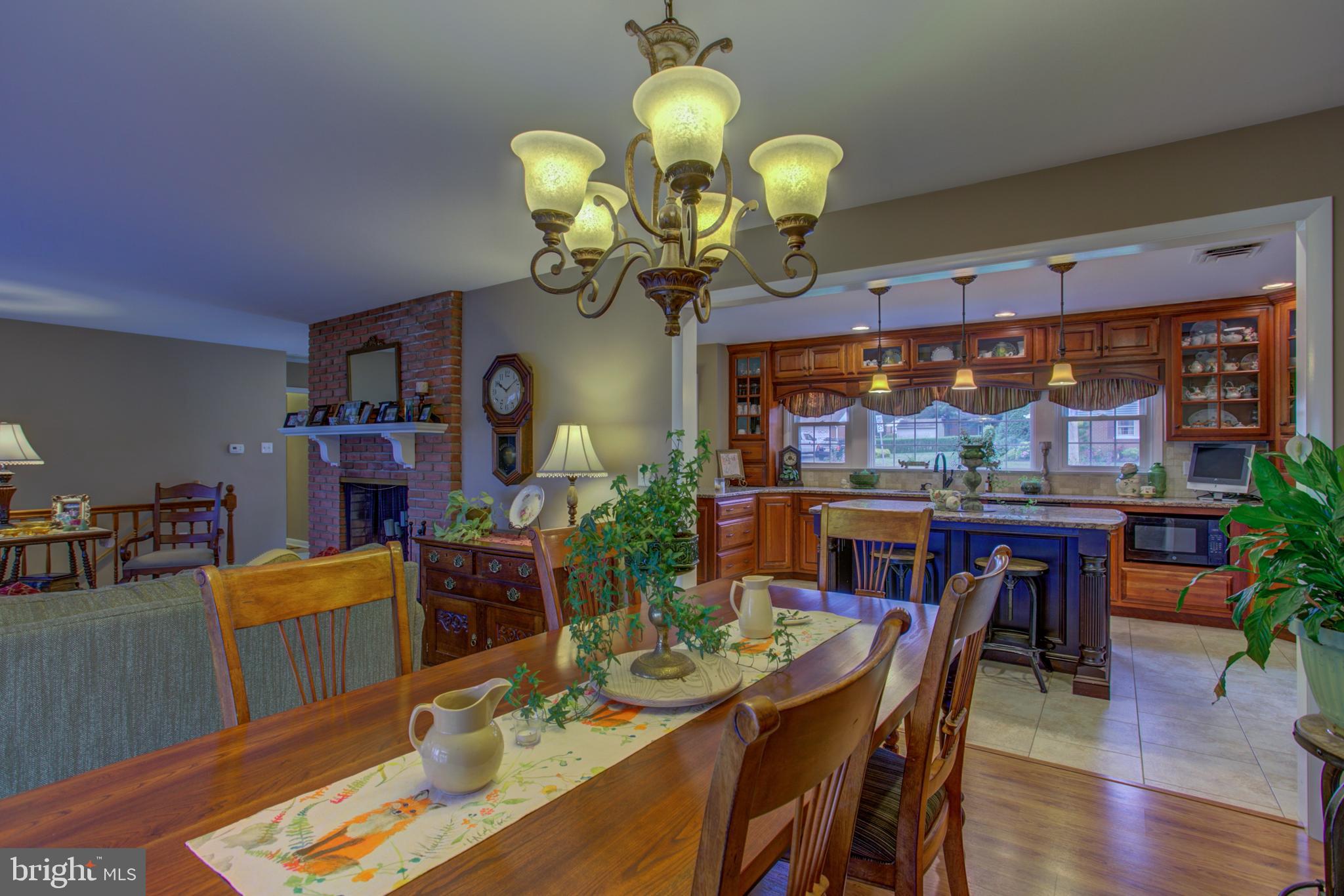 WILLOW STREET - Residential