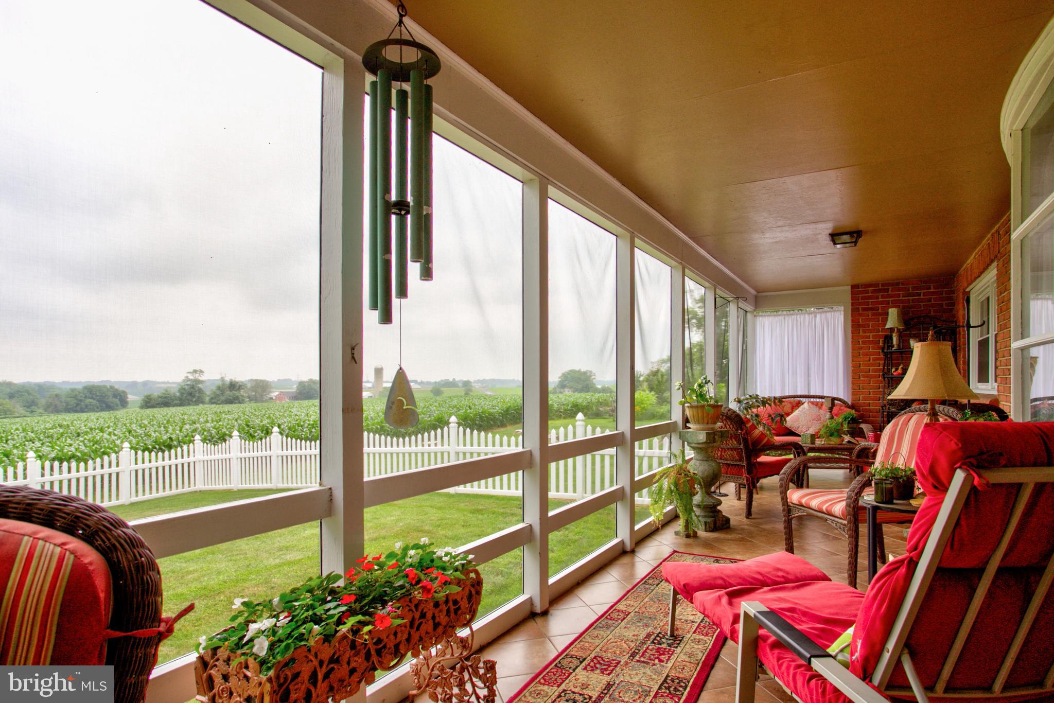 WILLOW STREET - Residential