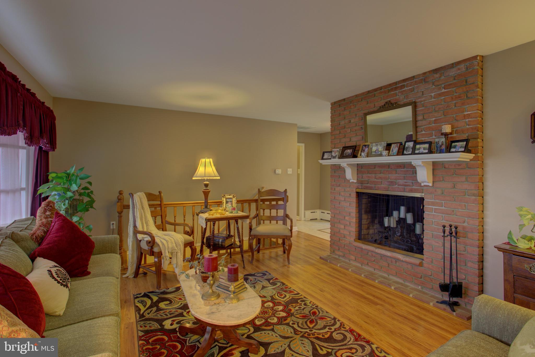 WILLOW STREET - Residential