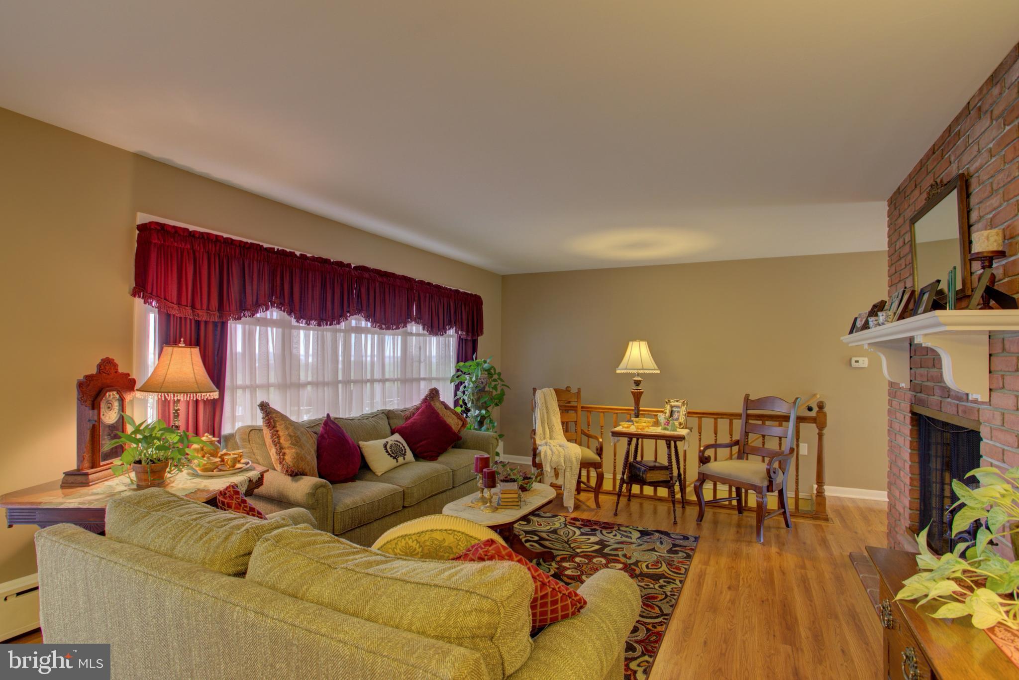 WILLOW STREET - Residential