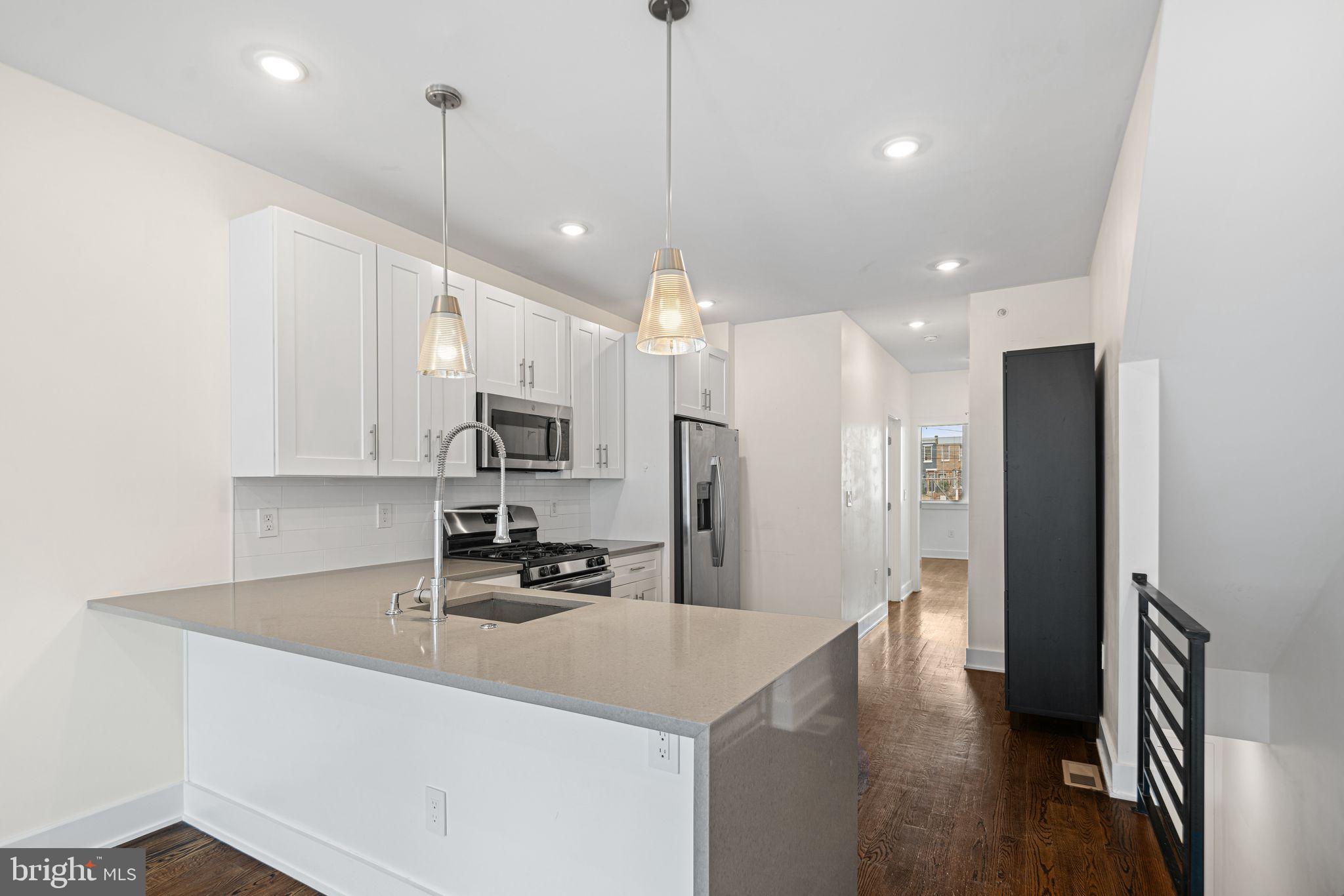 OLDE KENSINGTON - Residential