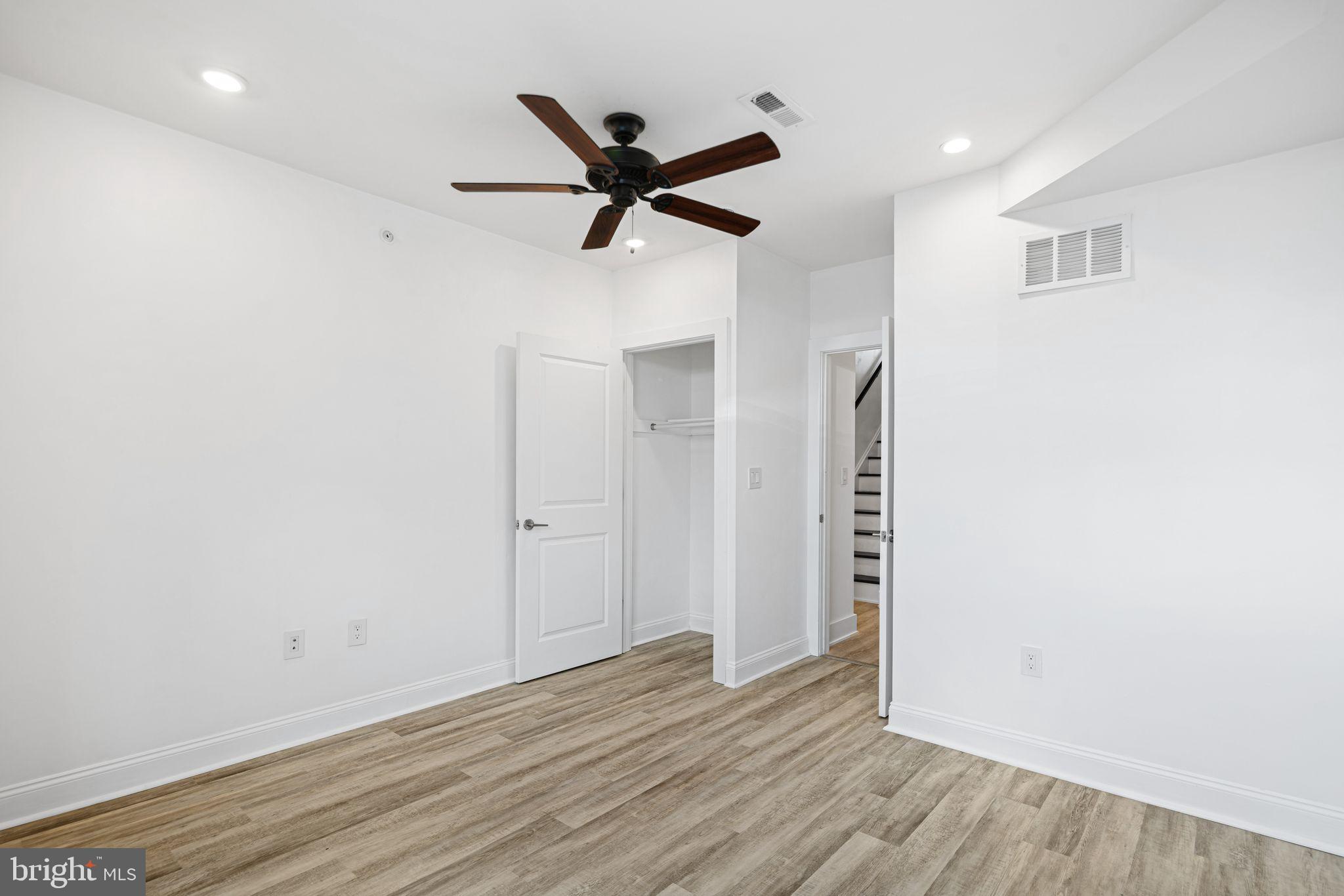 OLDE KENSINGTON - Residential