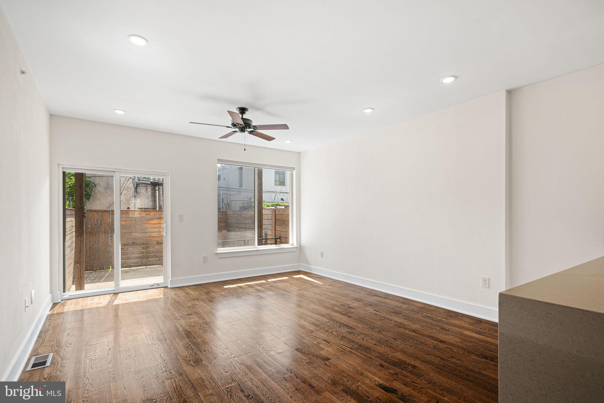 OLDE KENSINGTON - Residential