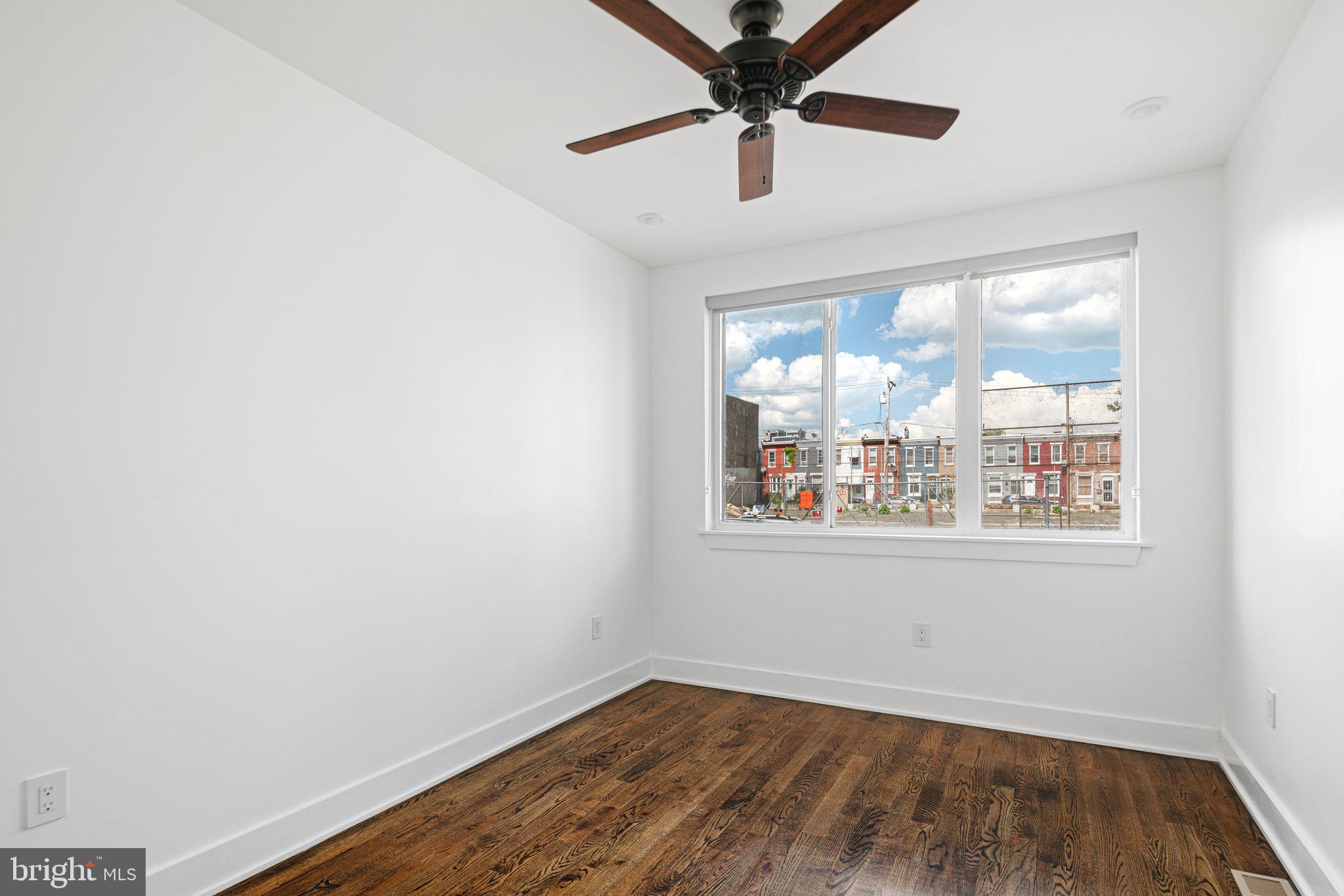 OLDE KENSINGTON - Residential