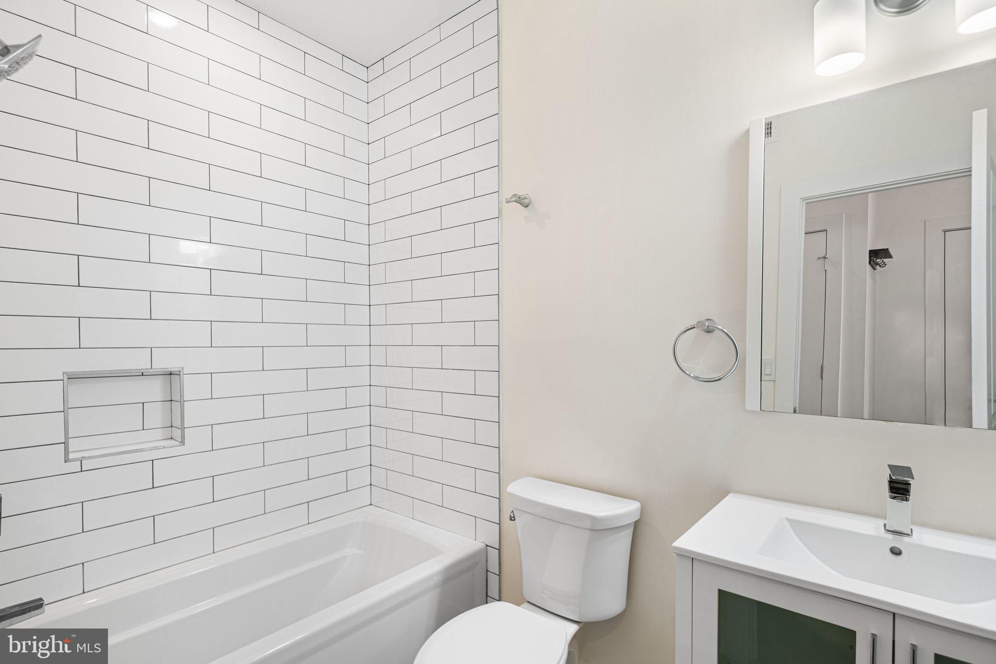 OLDE KENSINGTON - Residential