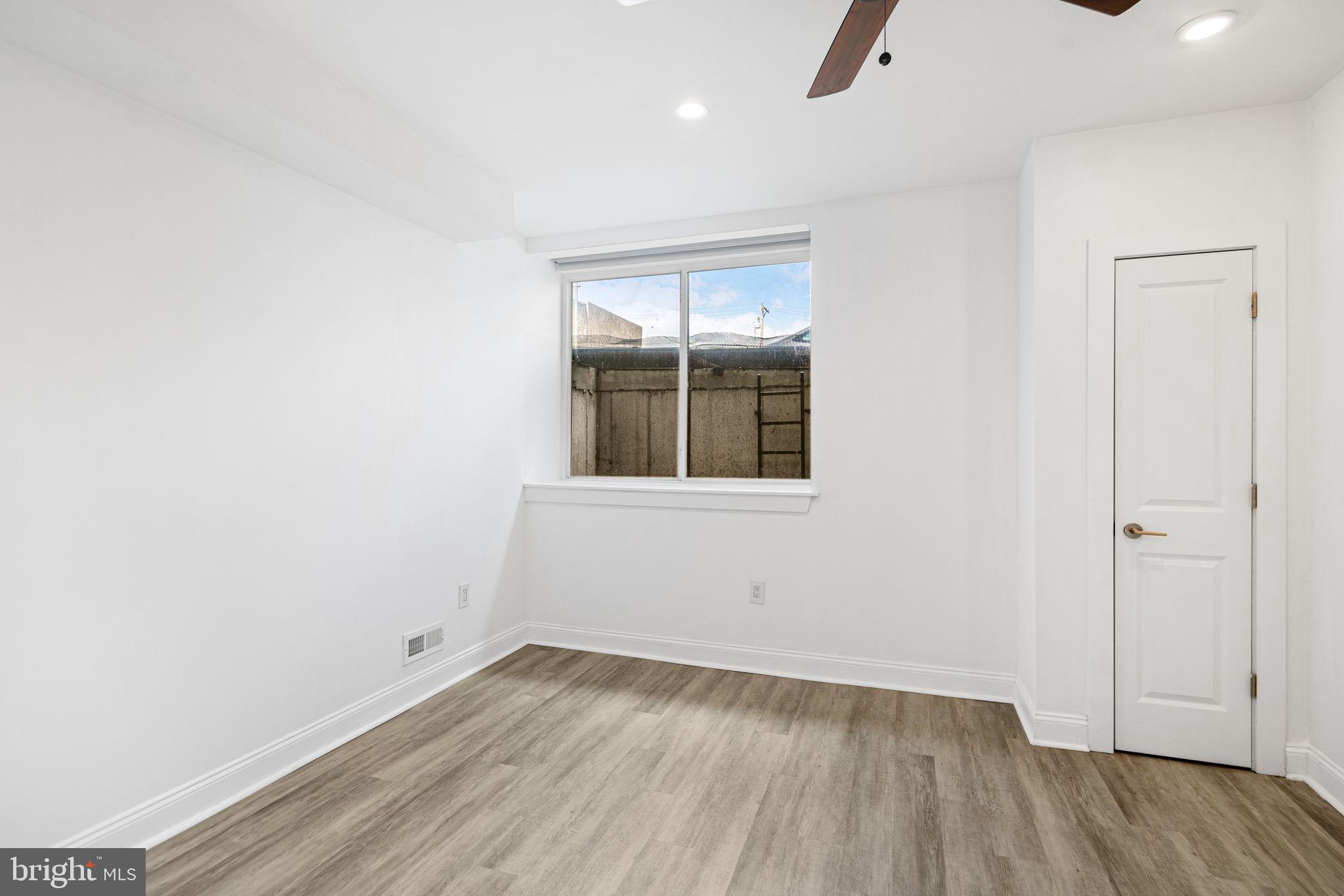 OLDE KENSINGTON - Residential