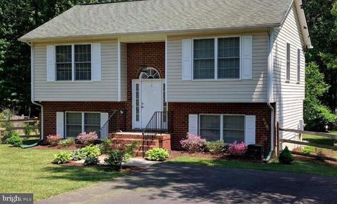 608 SOUTHAMPTON DRIVE RUTHER GLEN VA 22546