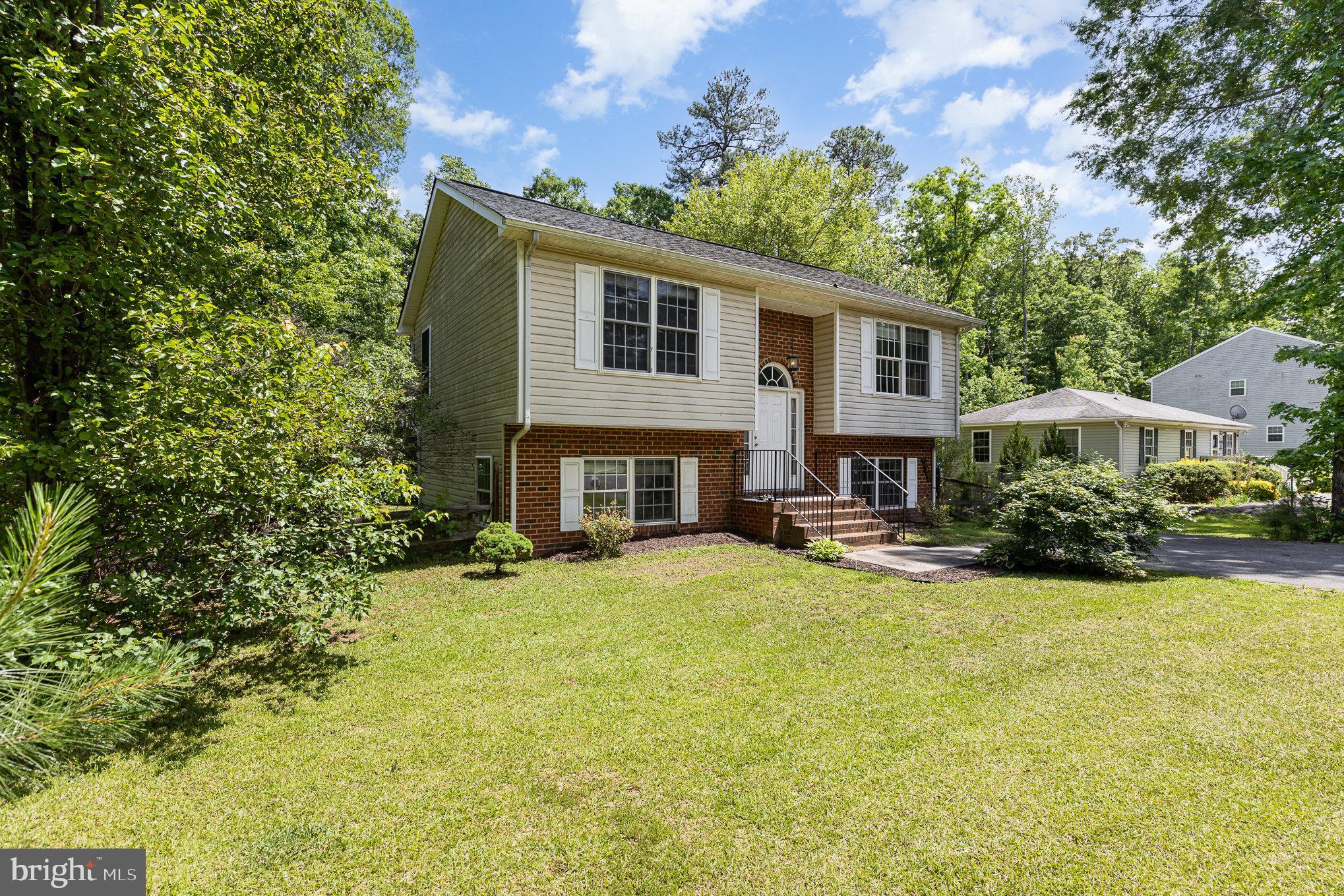 LAKE LAND OR - Residential