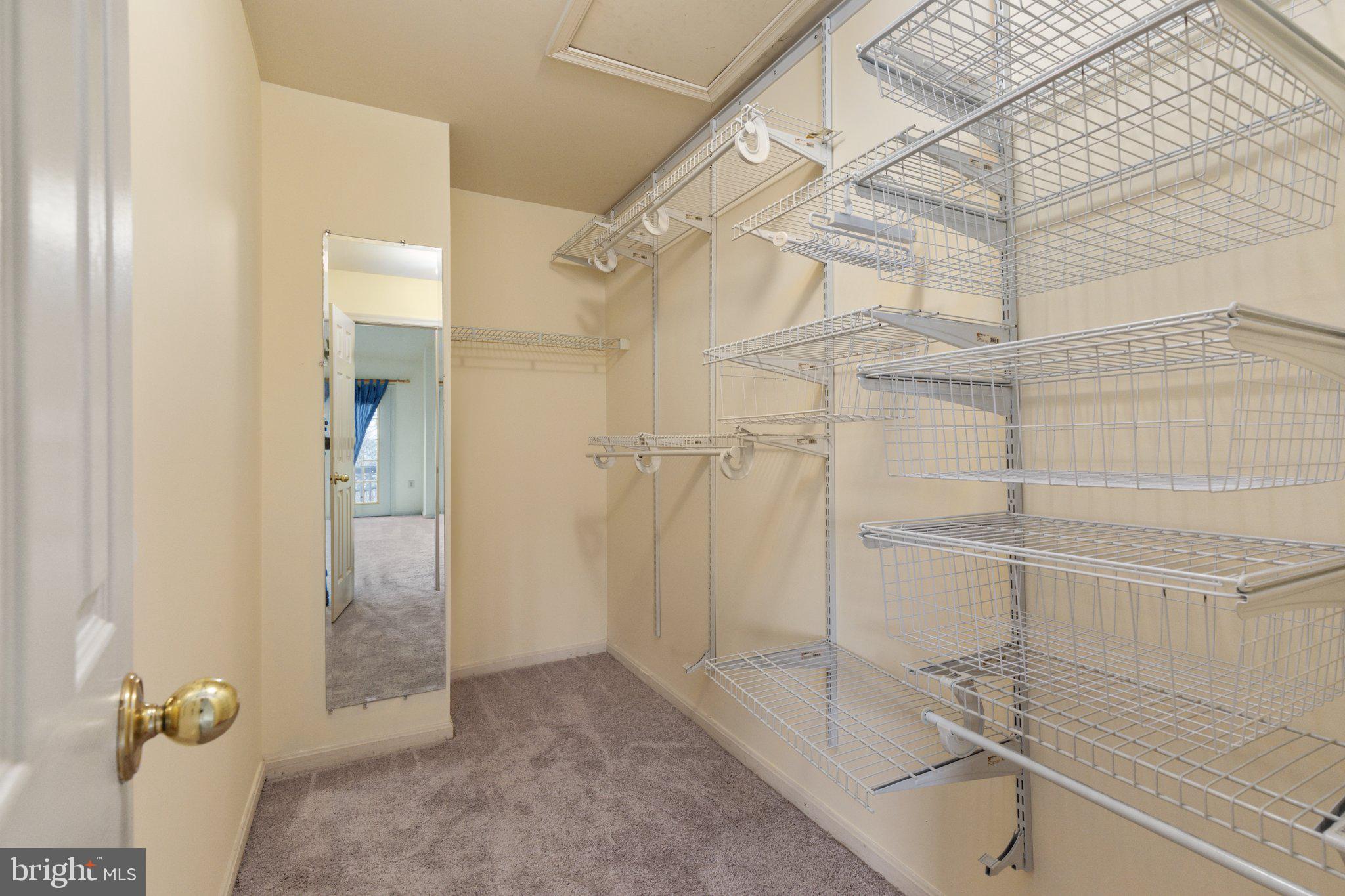 JACKSONS RIDGE CONDOS - Residential Lease