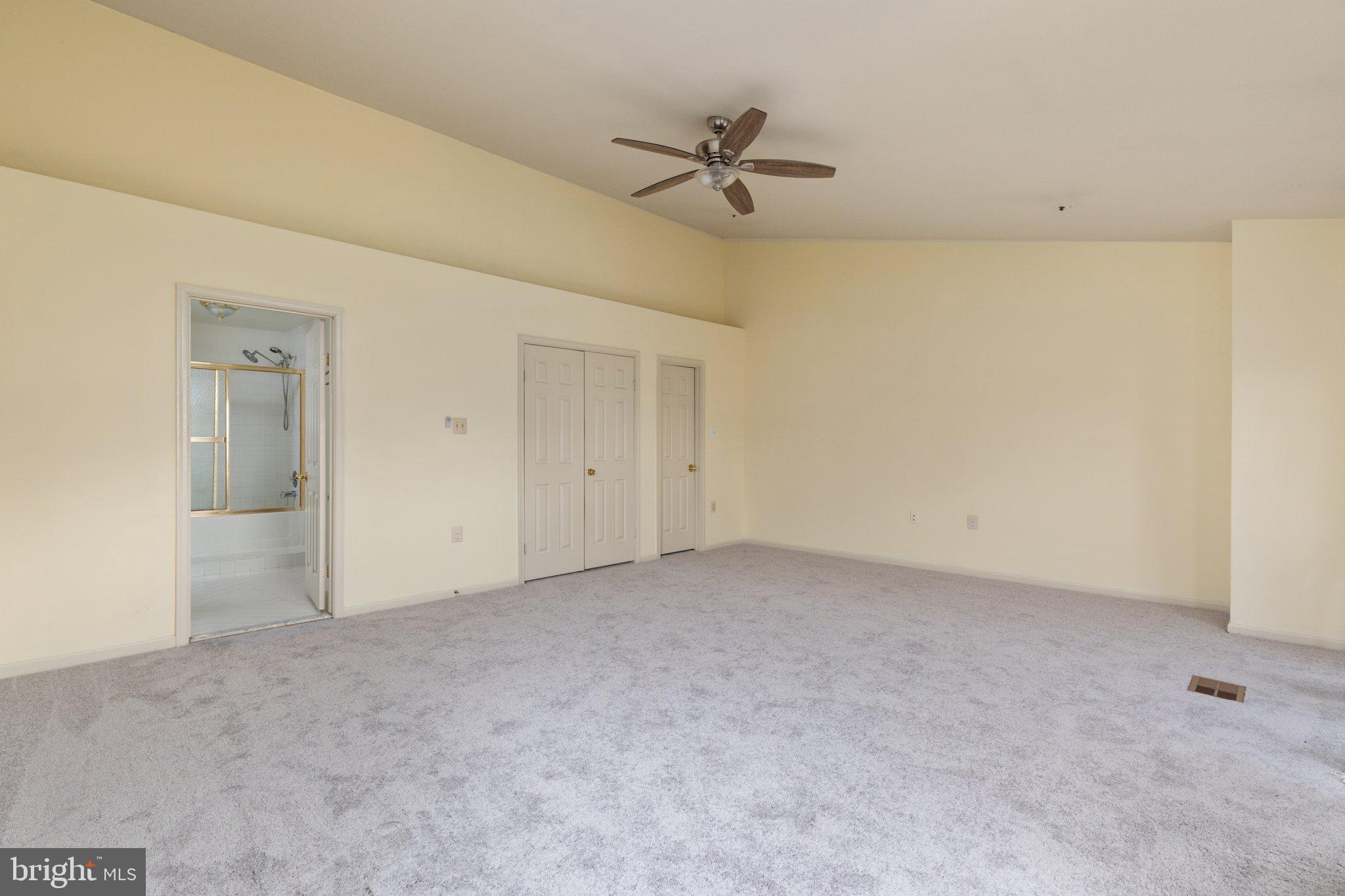 JACKSONS RIDGE CONDOS - Residential Lease