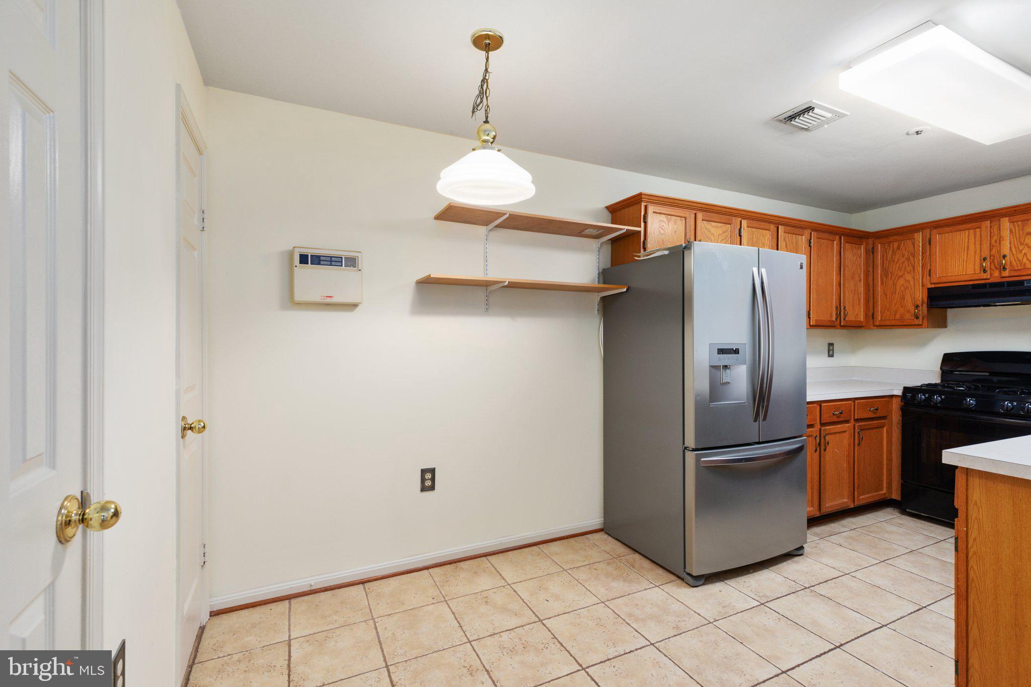 JACKSONS RIDGE CONDOS - Residential Lease