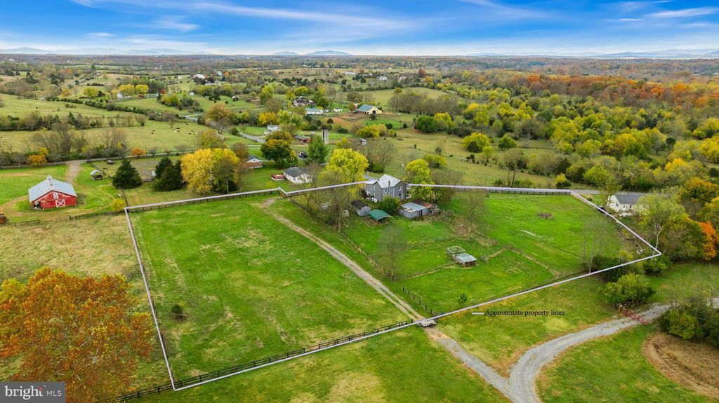 Photo of 962 Wadesville Road, BERRYVILLE, VA 22611 (MLS # VACL2006108)