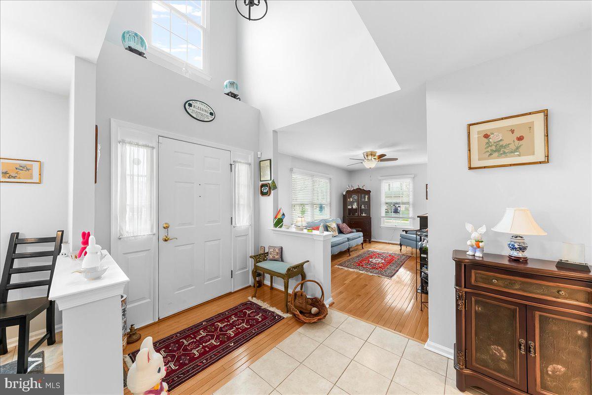 CLUB VIEW MANOR - Residential