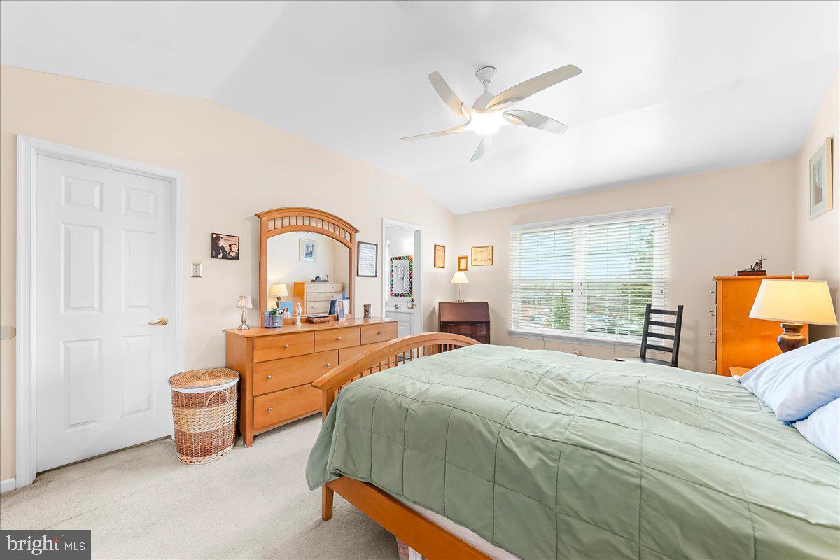 CLUB VIEW MANOR - Residential