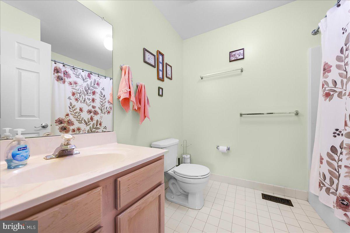 CLUB VIEW MANOR - Residential